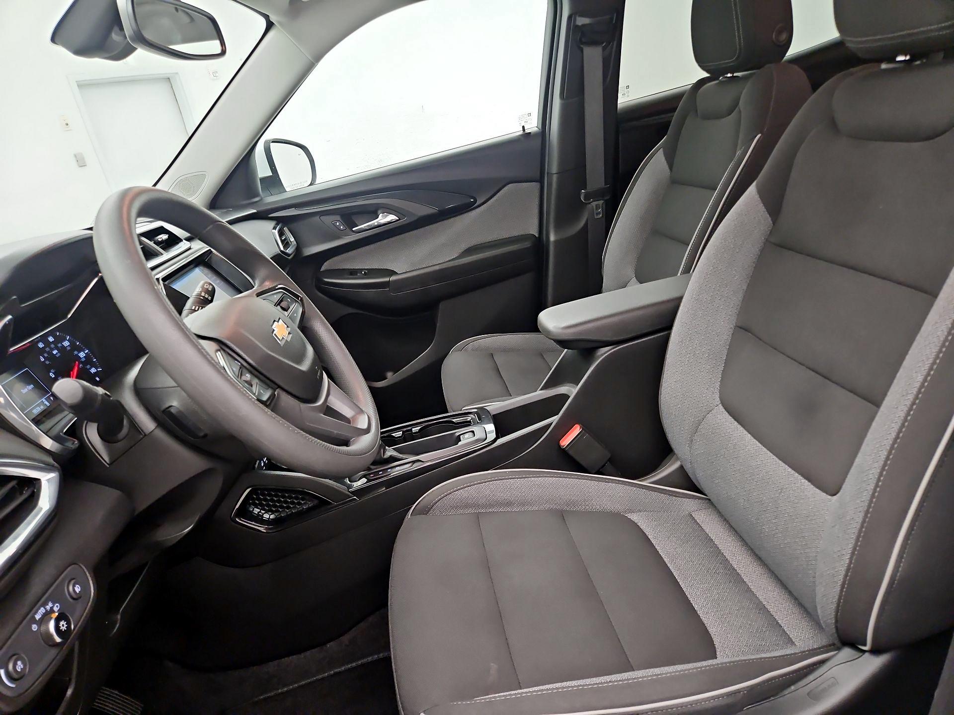 Thumbnail: 2022 Chevrolet TrailBlazer - 11