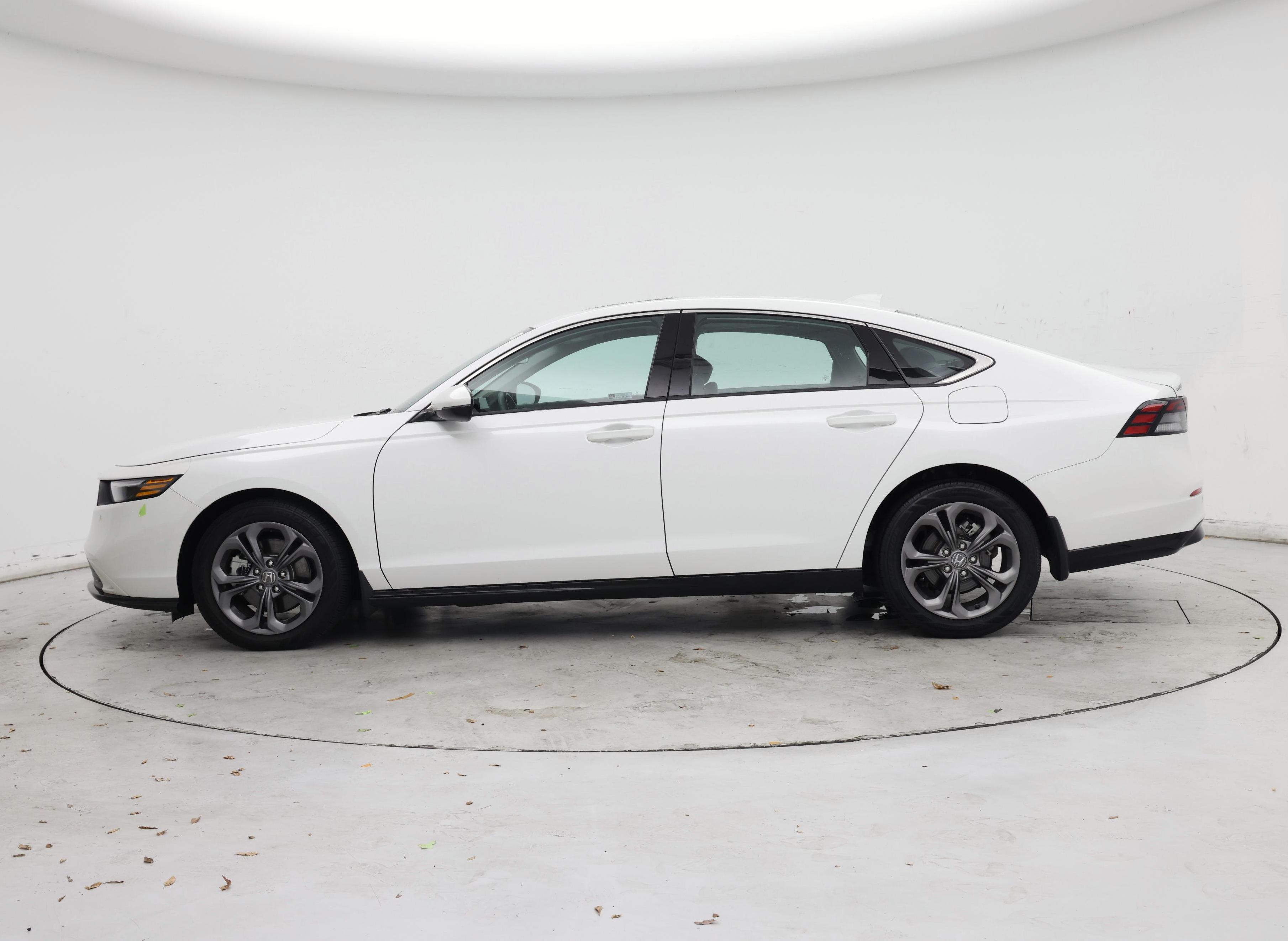 Thumbnail: 2023 Honda Accord - 3