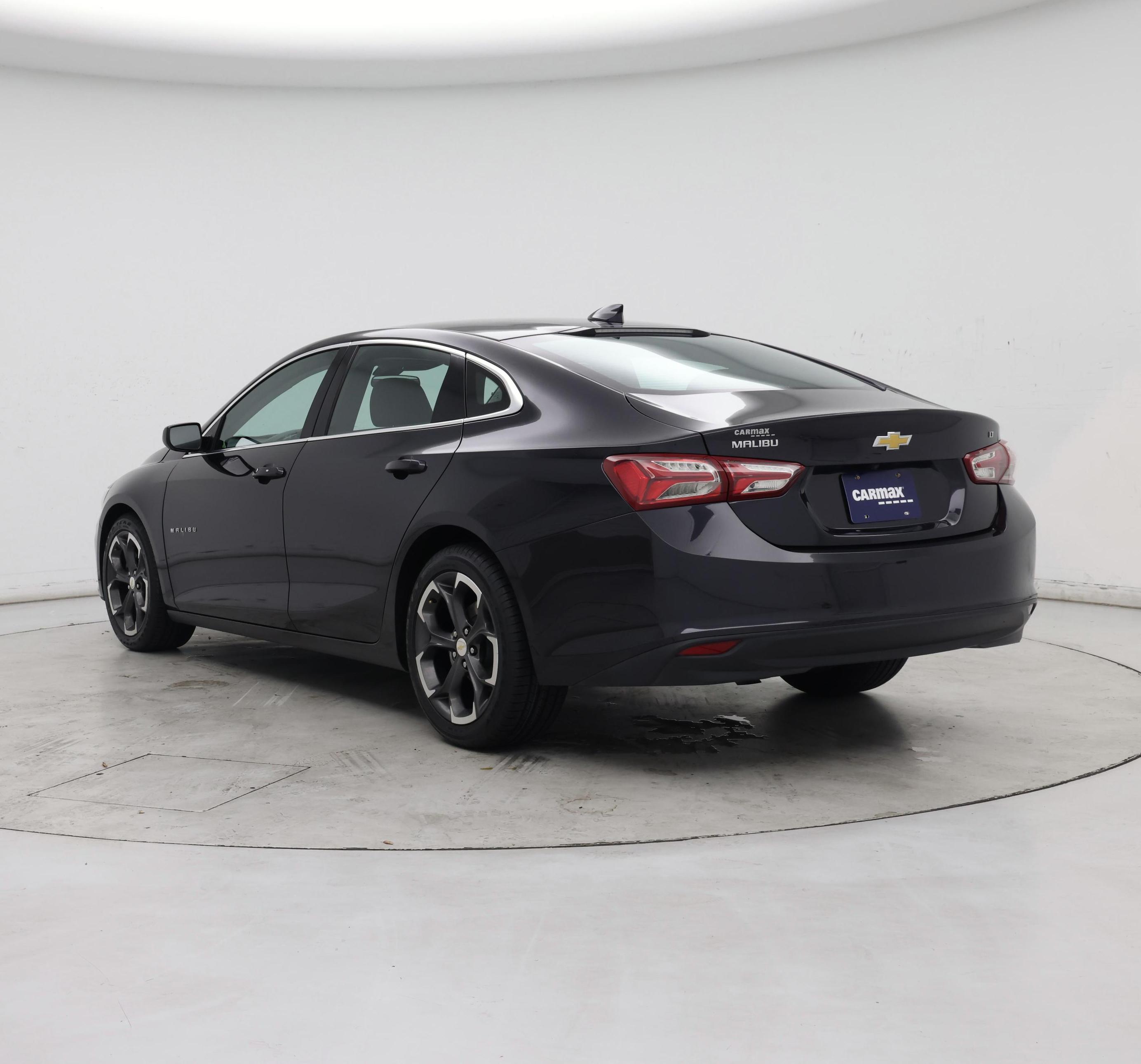 Thumbnail: 2022 Chevrolet Malibu - 2