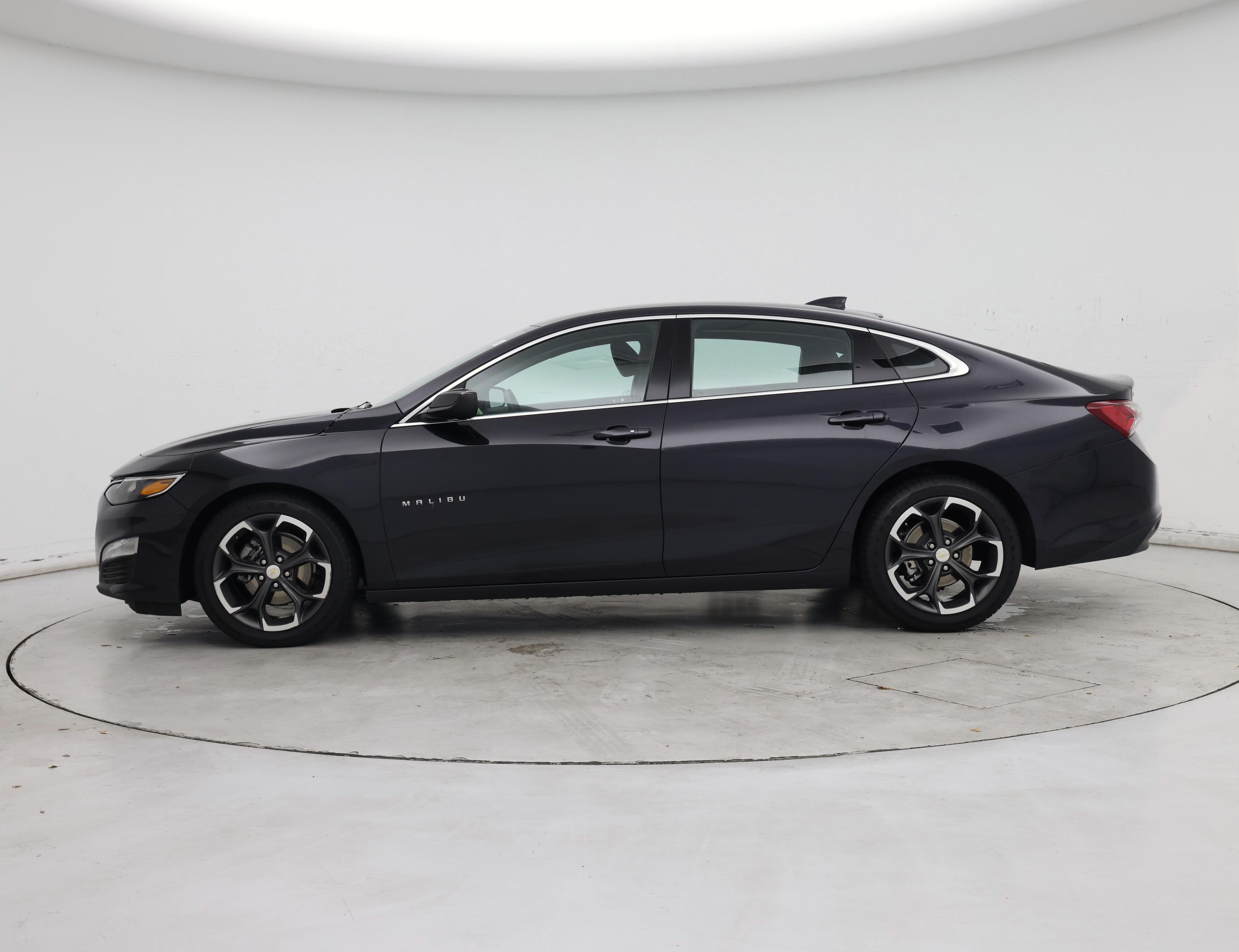 Thumbnail: 2022 Chevrolet Malibu - 3