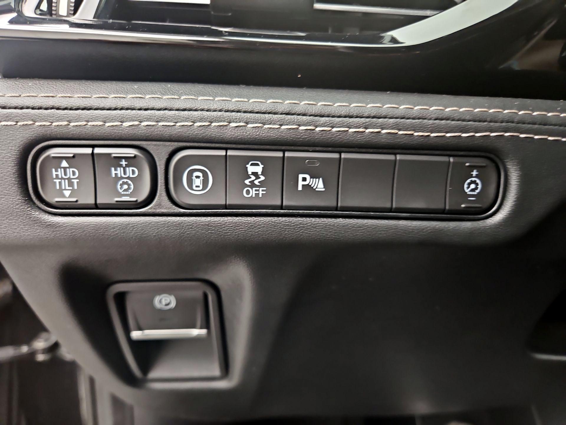 Thumbnail: 2022 Acura MDX - 13