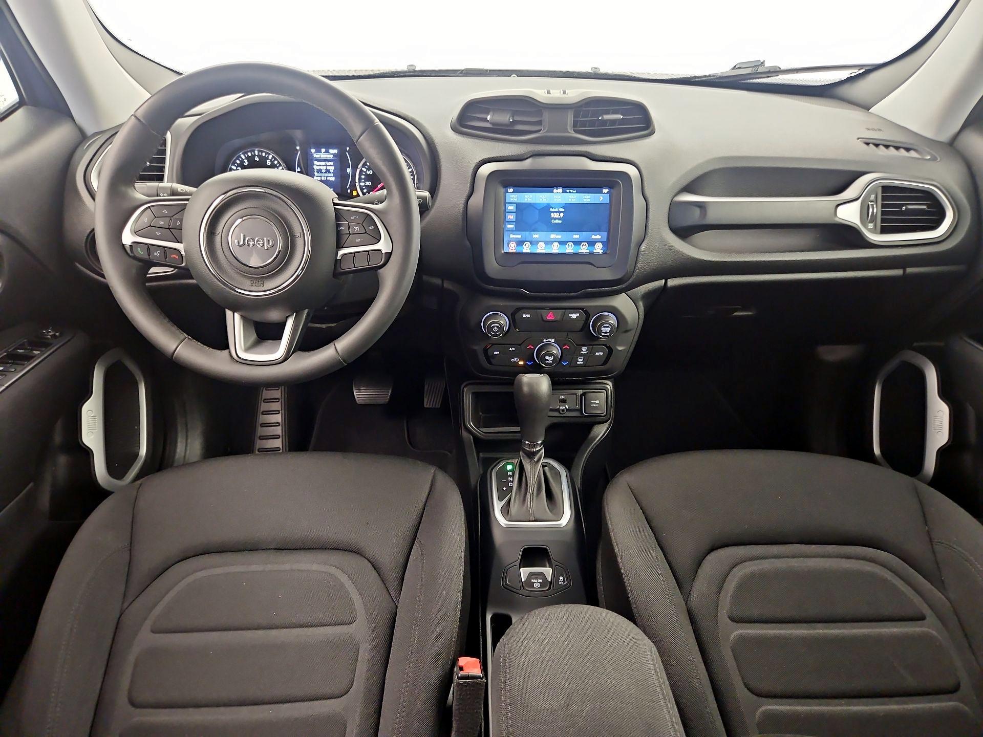 Thumbnail: 2020 Jeep Renegade - 9