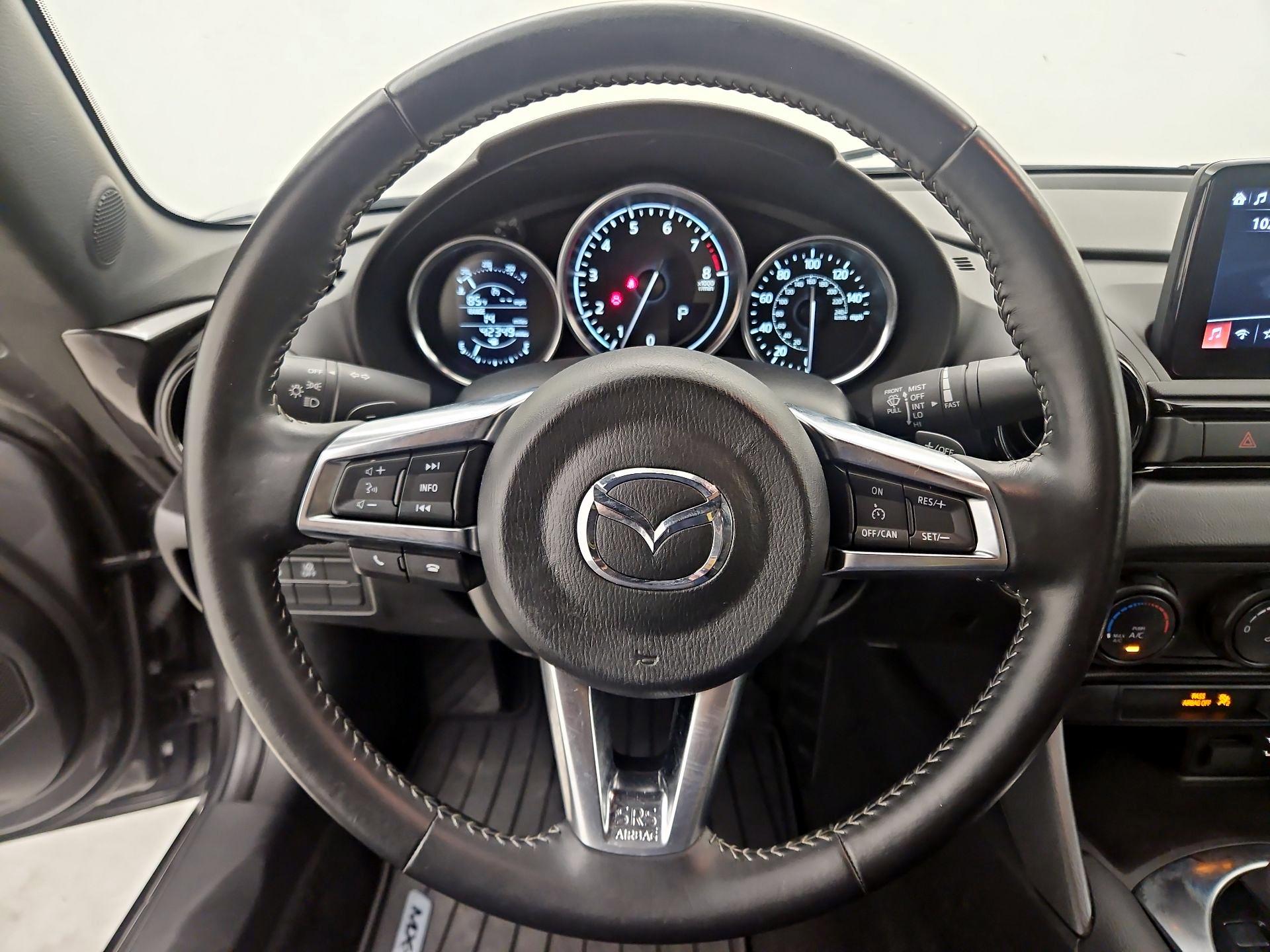 Thumbnail: 2021 Mazda MX-5 Miata - 10