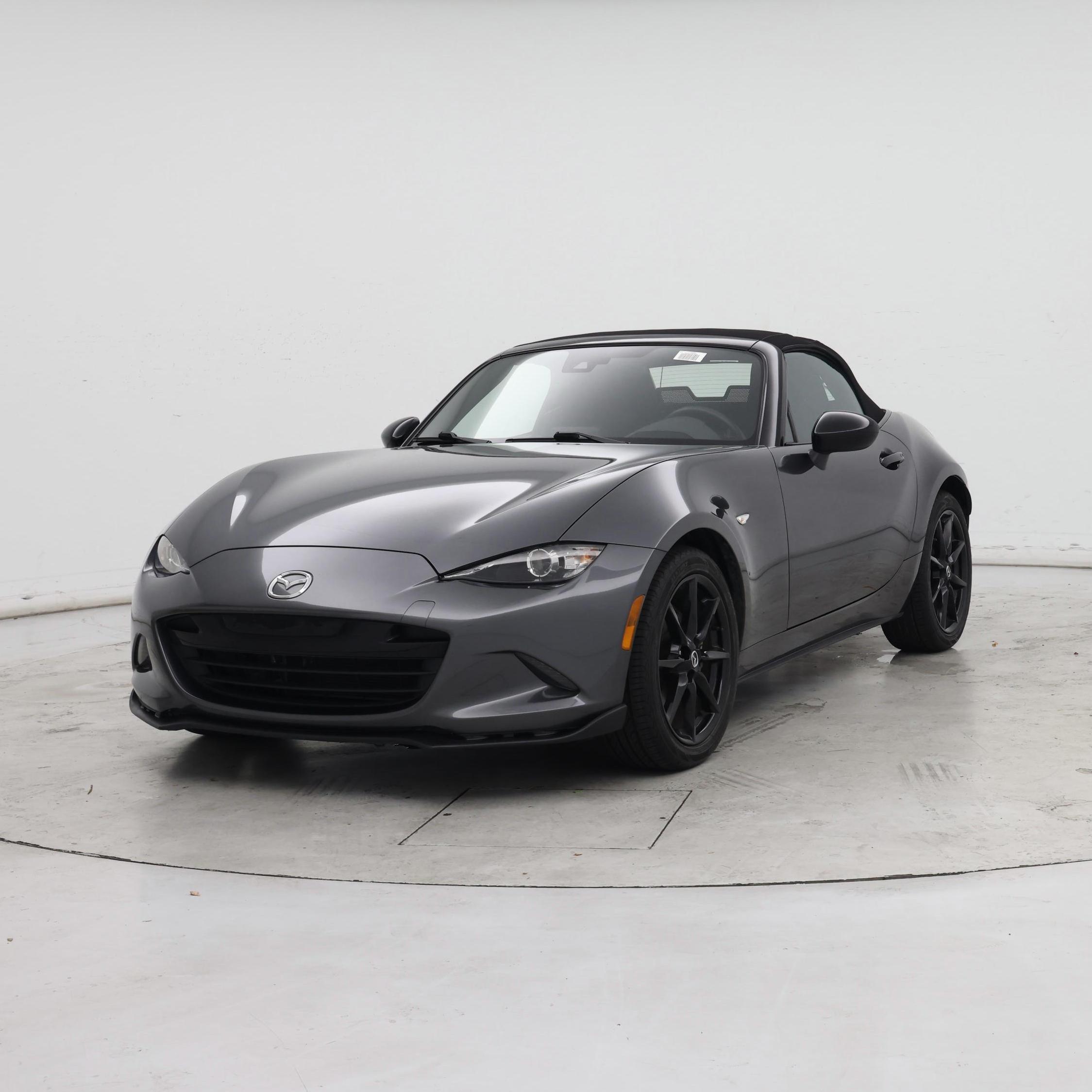 Thumbnail: 2021 Mazda MX-5 Miata - 4