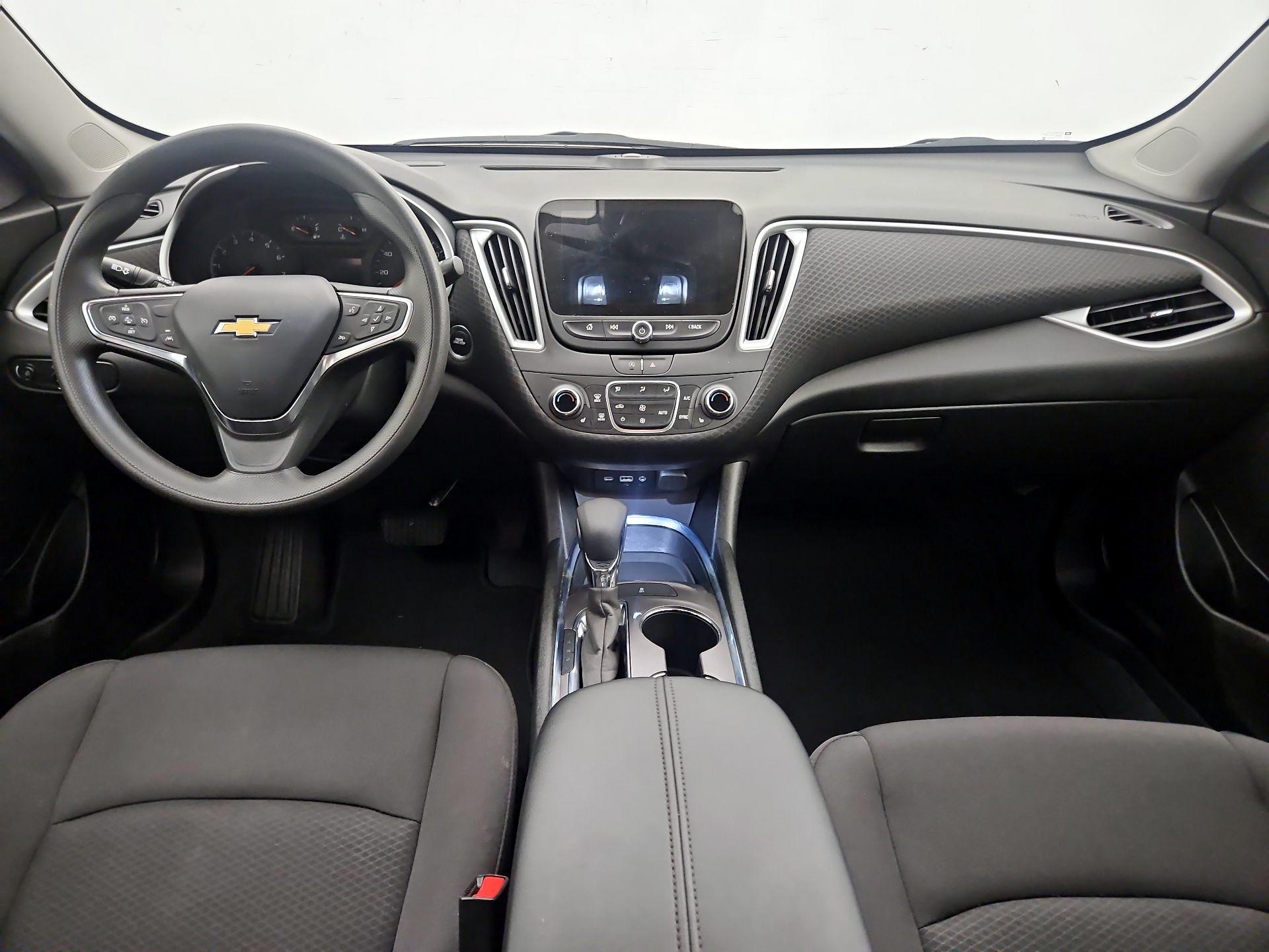 Thumbnail: 2023 Chevrolet Malibu - 9