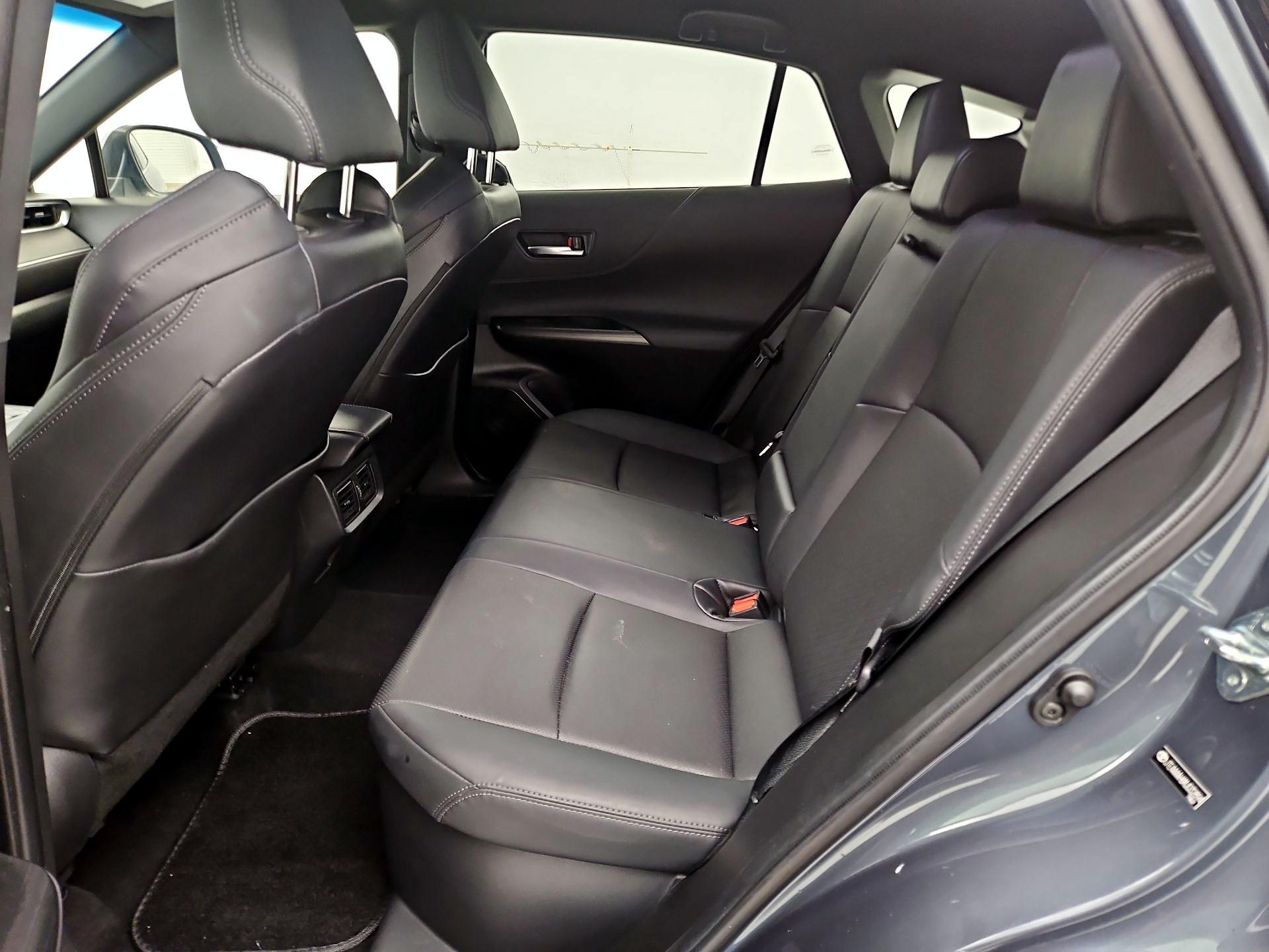 Thumbnail: 2021 Toyota Venza - 19
