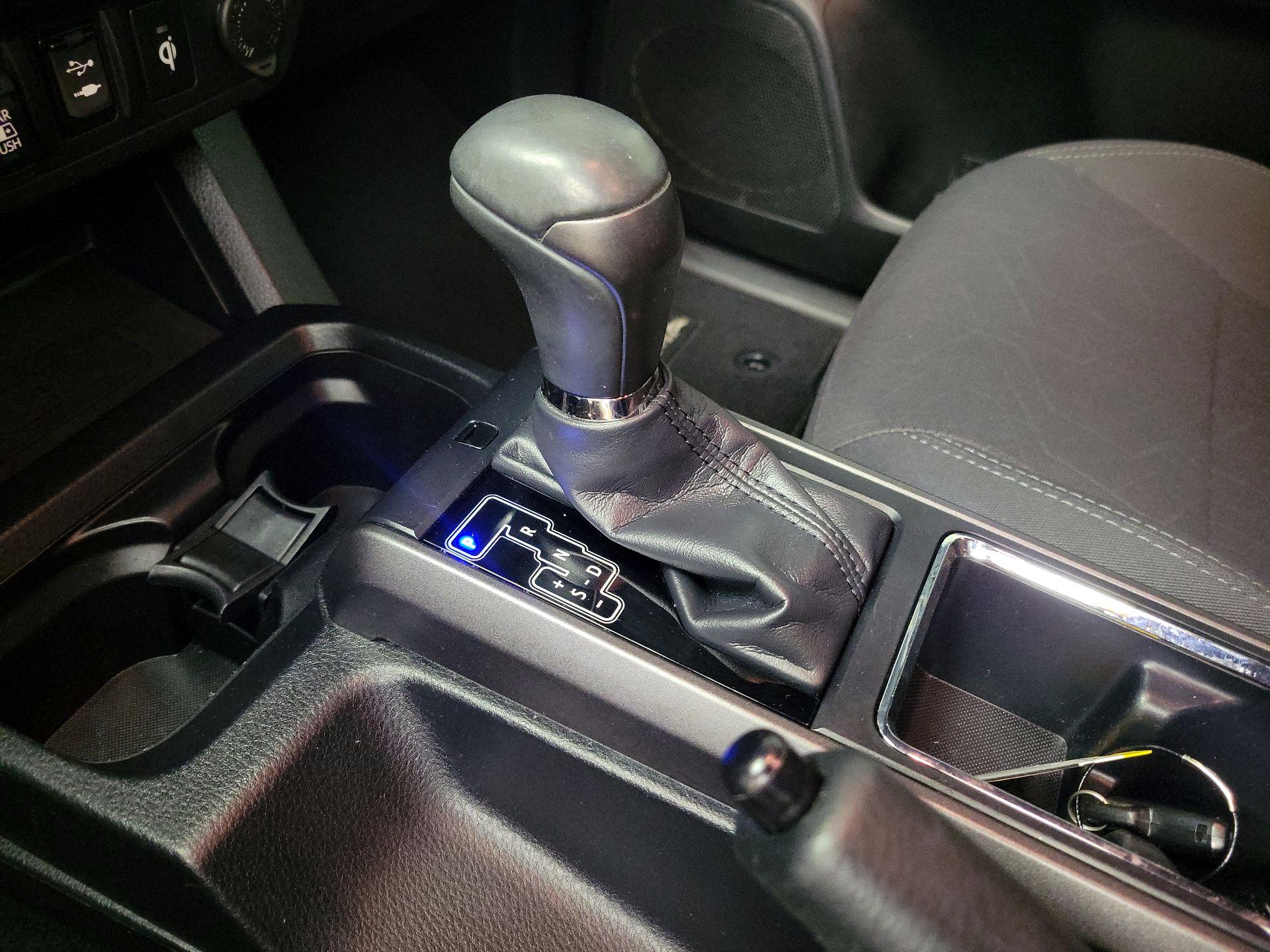 Thumbnail: 2019 Toyota Tacoma - 17