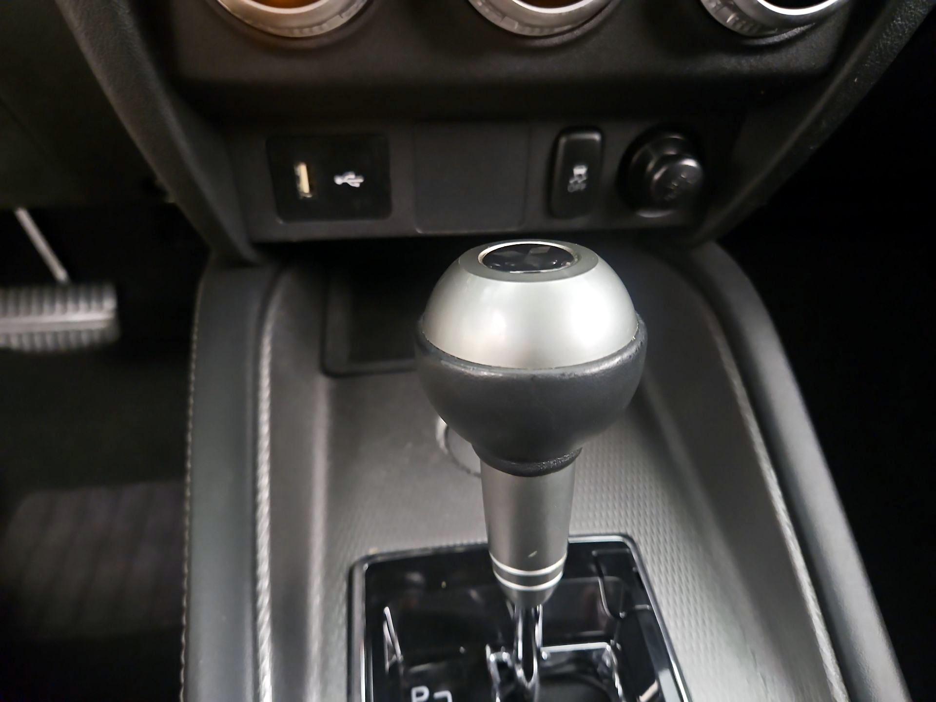Thumbnail: 2022 Mitsubishi Outlander Sport - 18