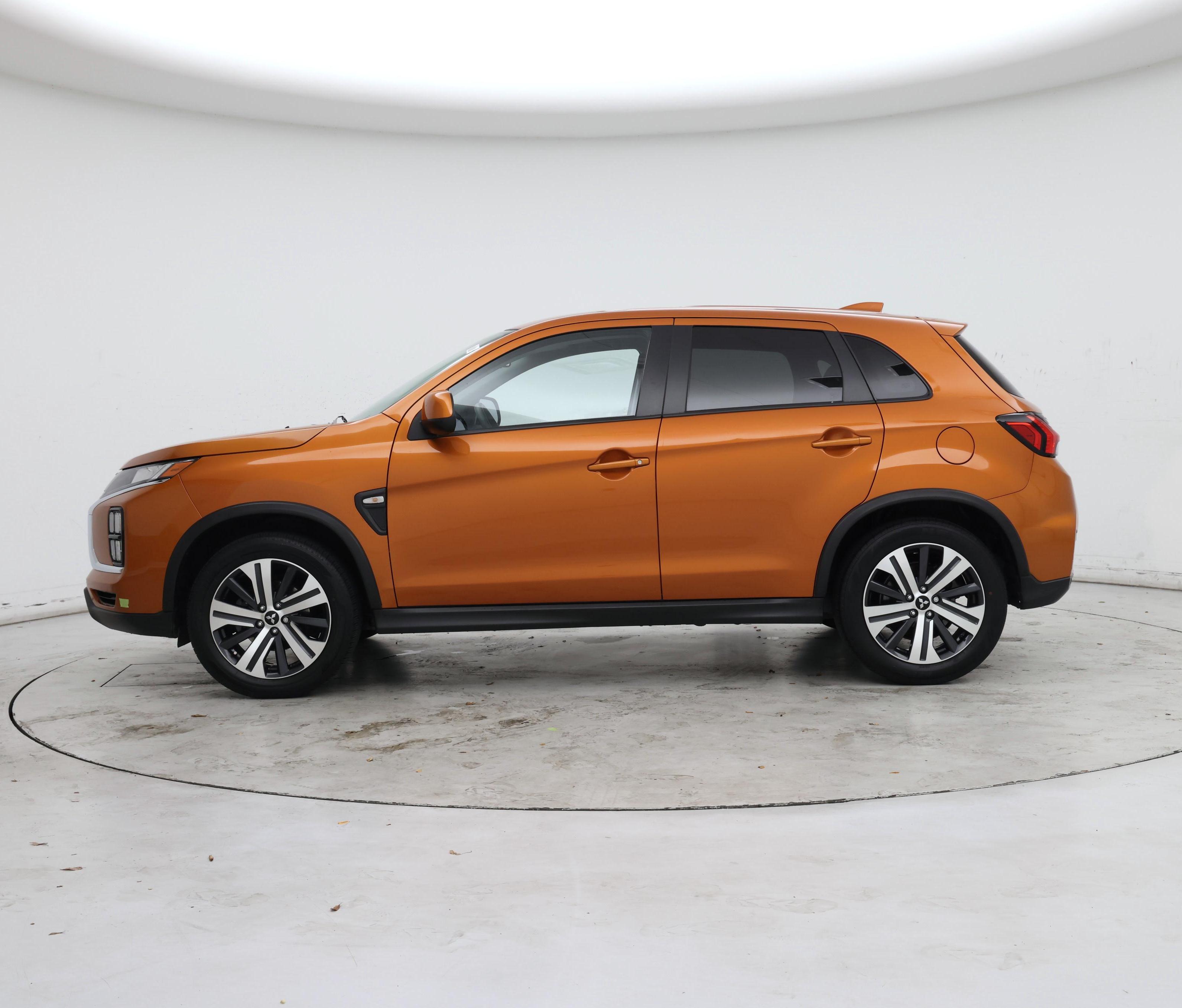 Thumbnail: 2022 Mitsubishi Outlander Sport - 3