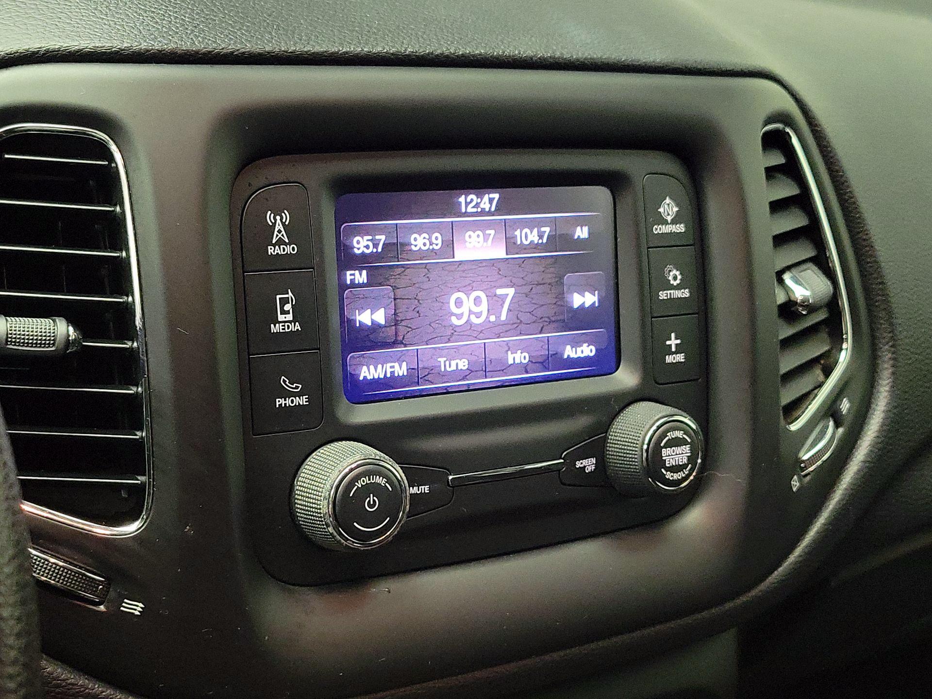 Thumbnail: 2018 Jeep Compass - 15