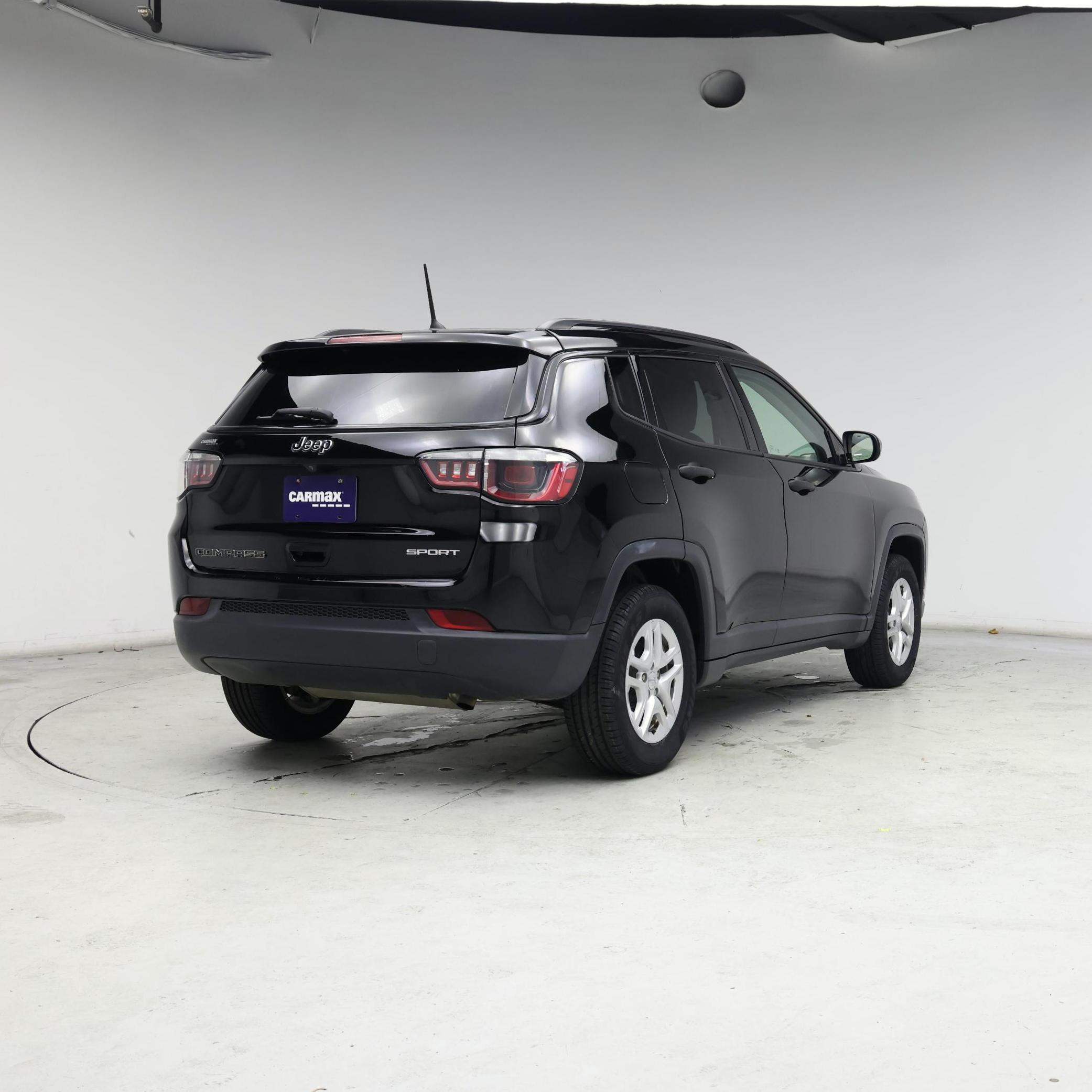 Thumbnail: 2018 Jeep Compass - 8