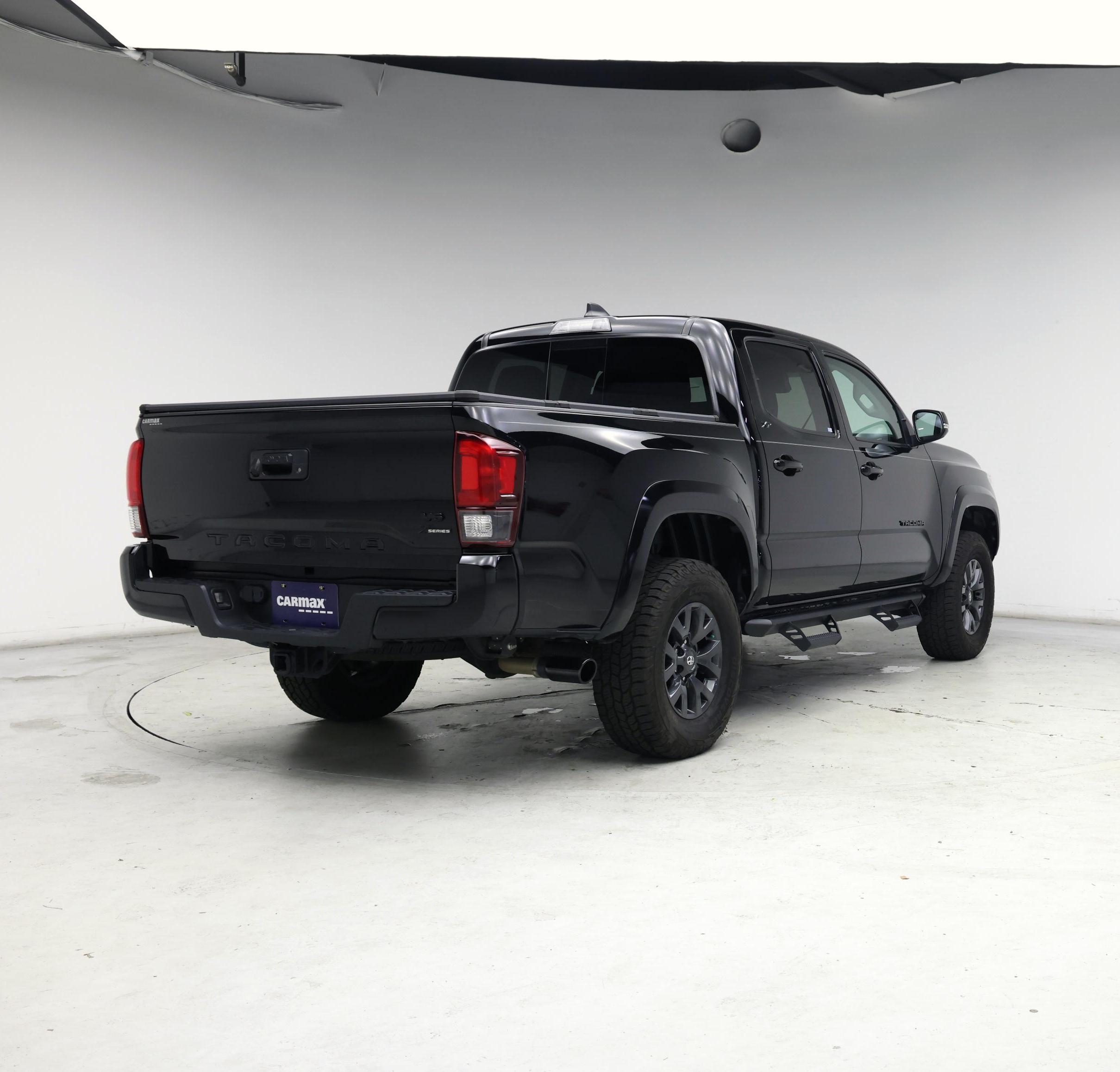 Thumbnail: 2023 Toyota Tacoma - 8