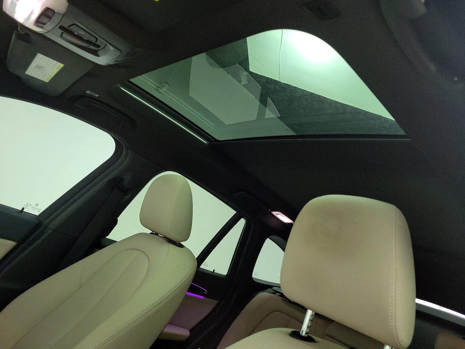 Thumbnail: 2021 BMW X1 - 20