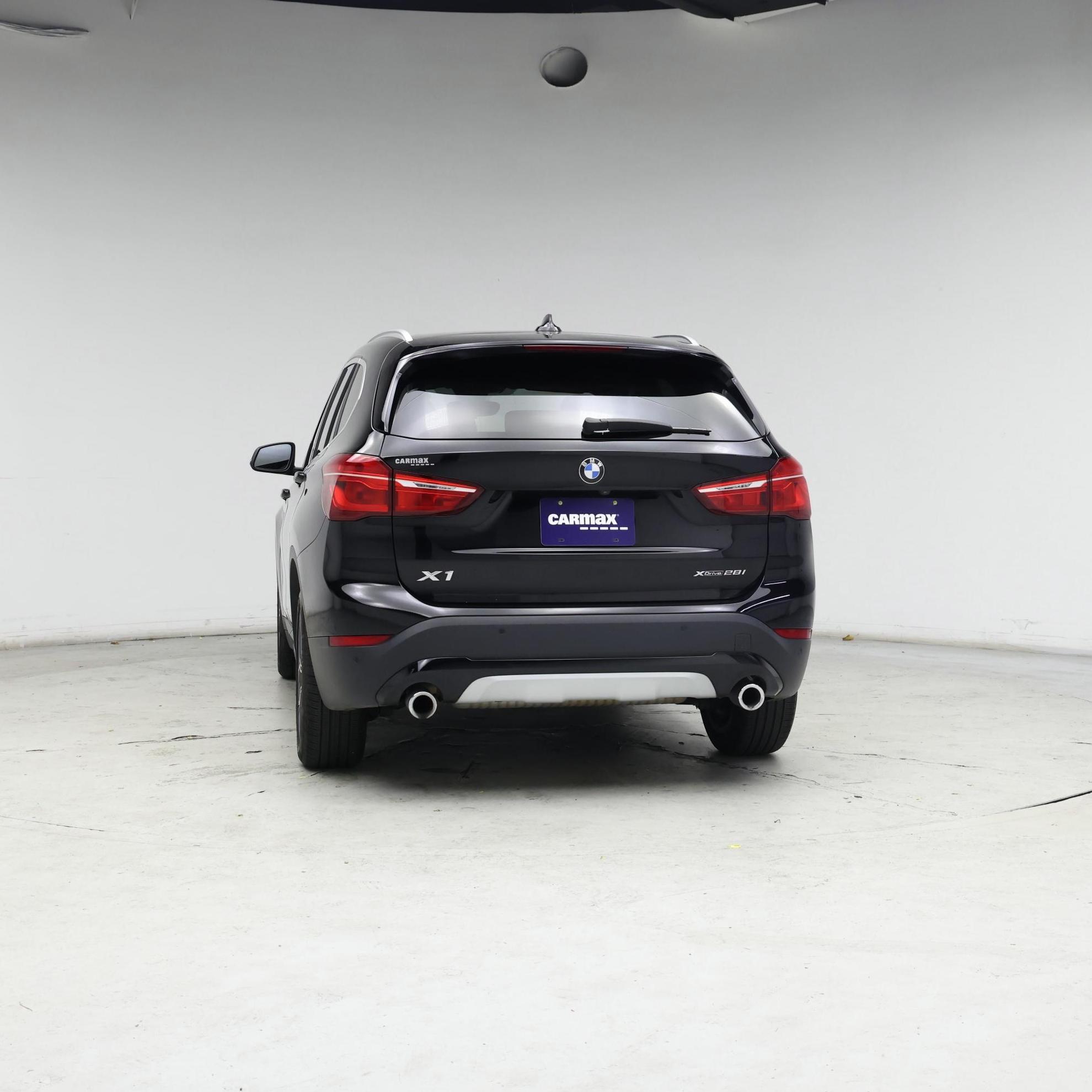 Thumbnail: 2021 BMW X1 - 6