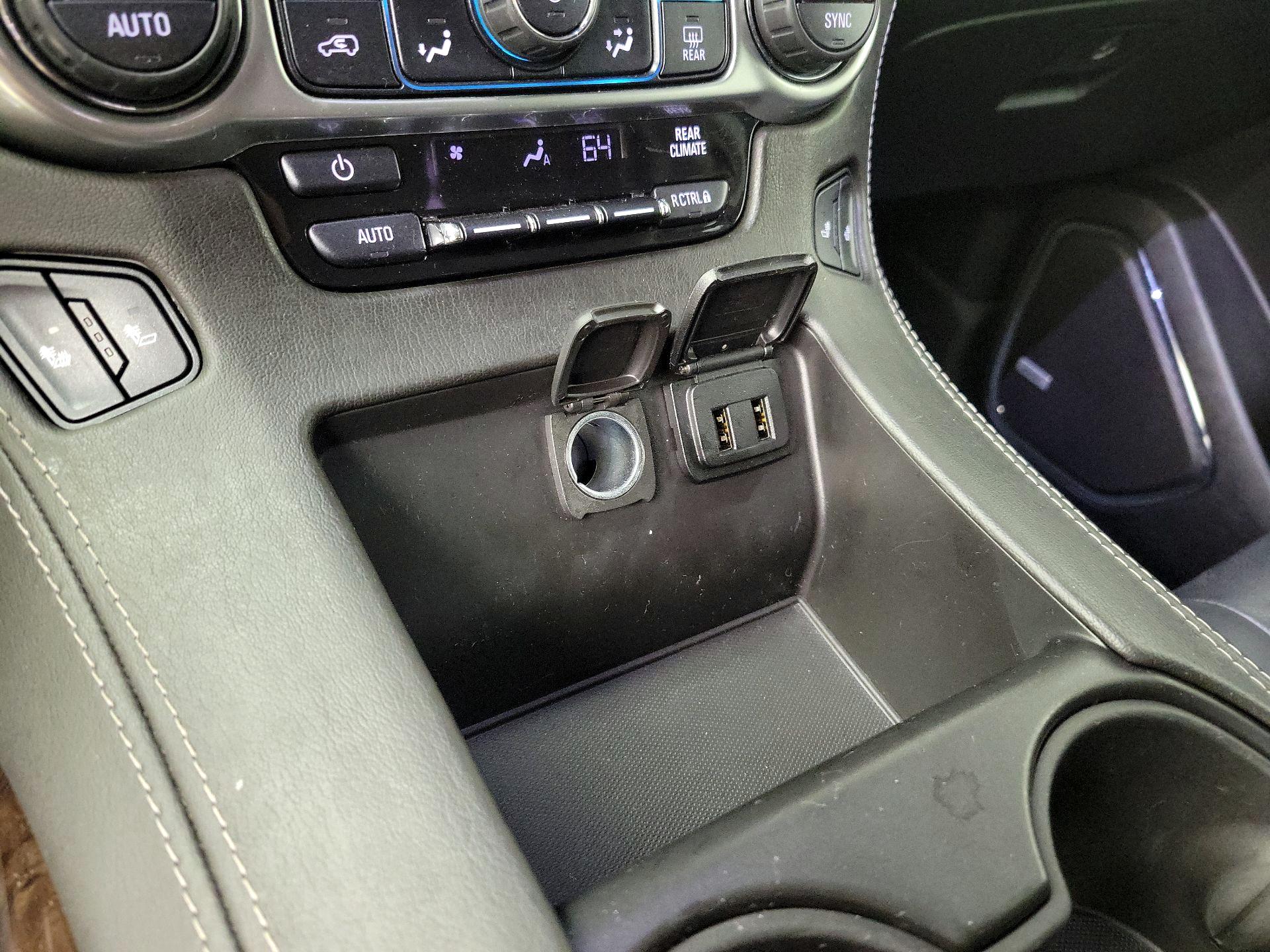 Thumbnail: 2020 Chevrolet Tahoe - 18