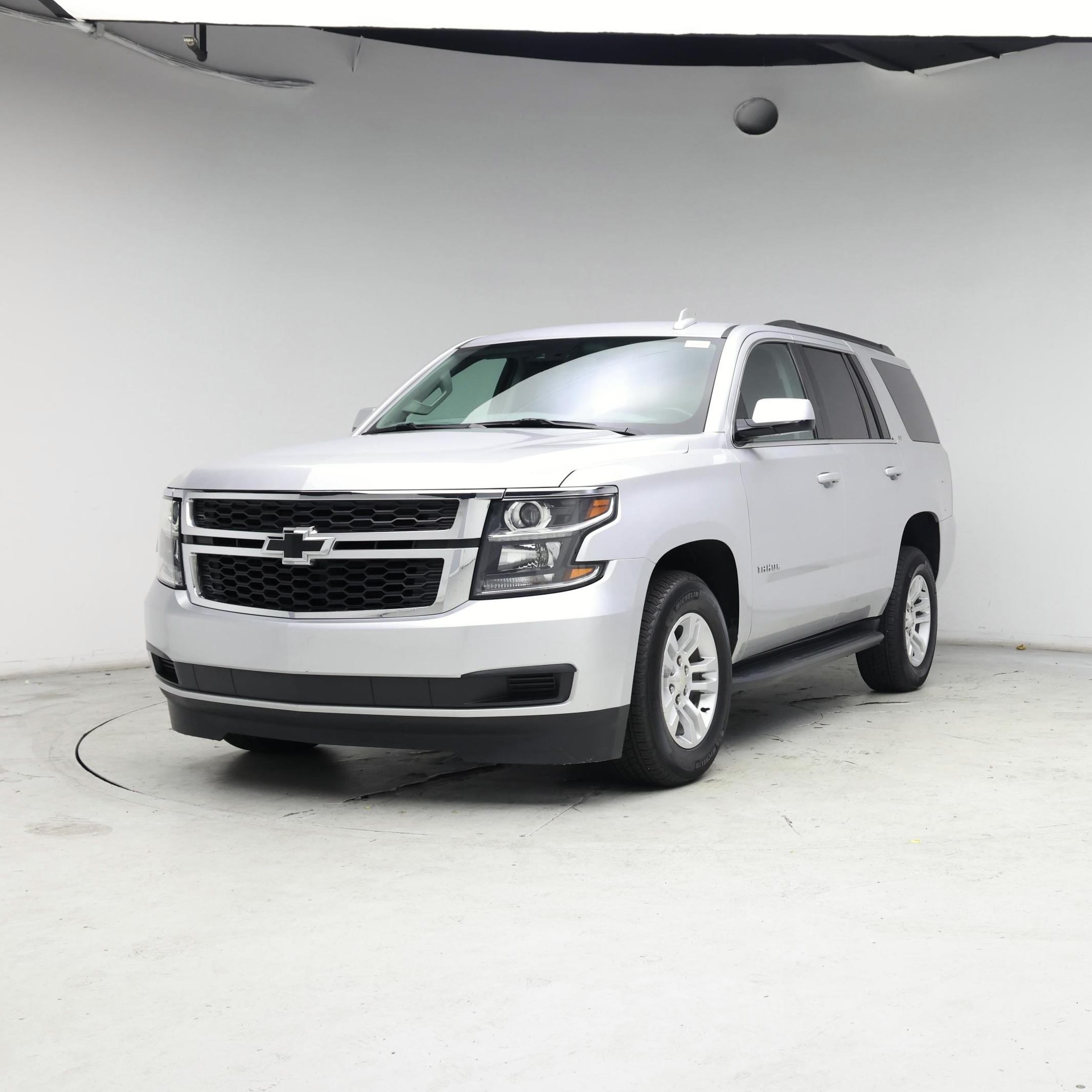 Thumbnail: 2020 Chevrolet Tahoe - 4
