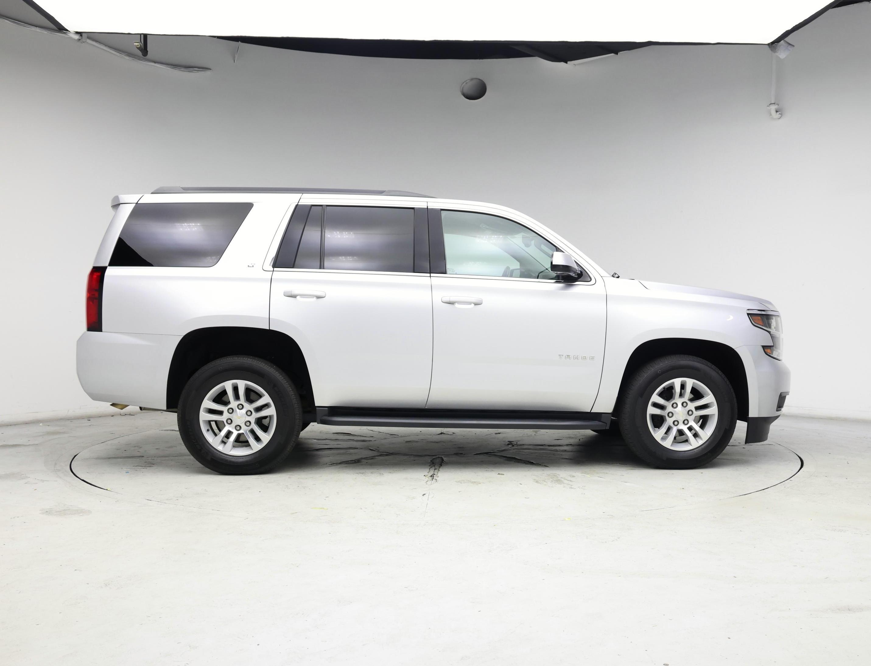 Thumbnail: 2020 Chevrolet Tahoe - 7