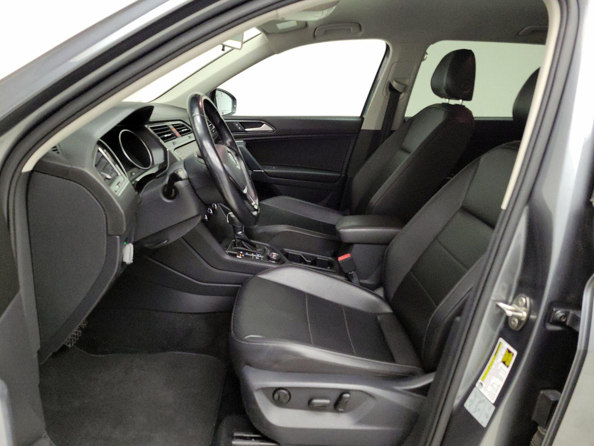 Thumbnail: 2018 Volkswagen Tiguan - 13