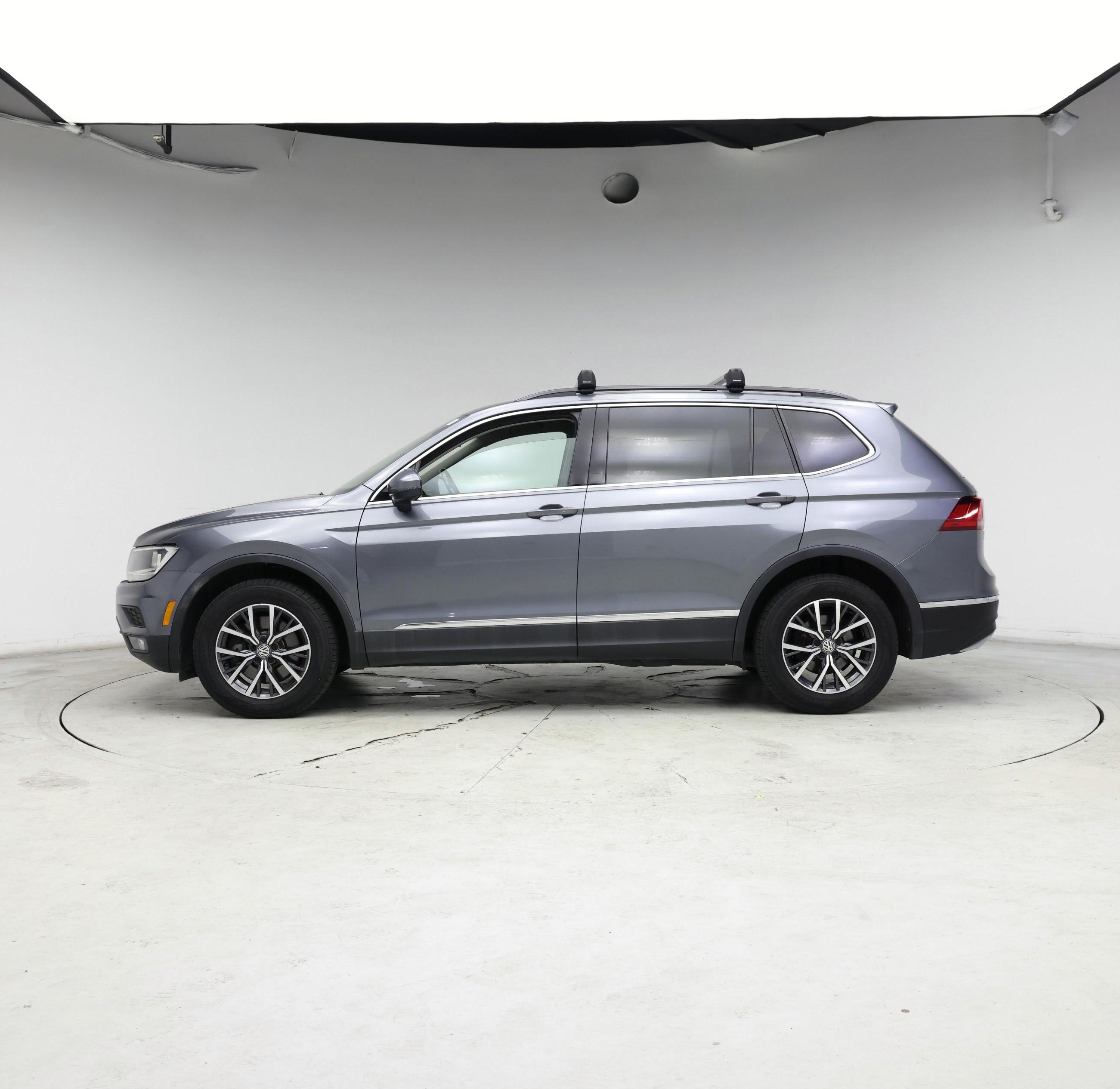 Thumbnail: 2018 Volkswagen Tiguan - 3