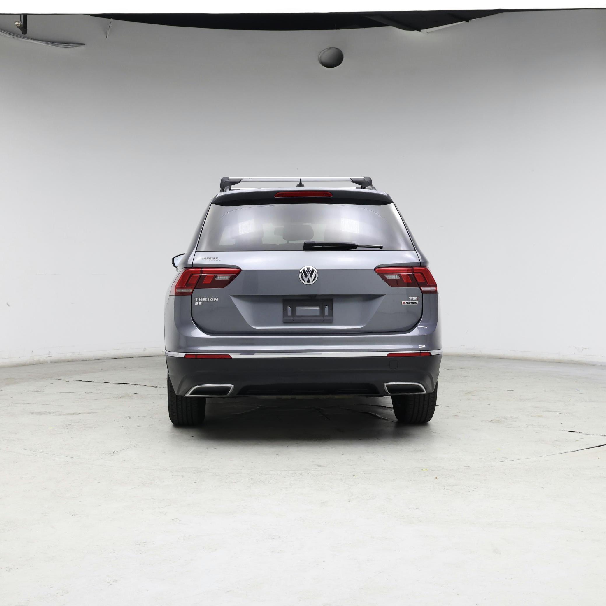 Thumbnail: 2018 Volkswagen Tiguan - 6