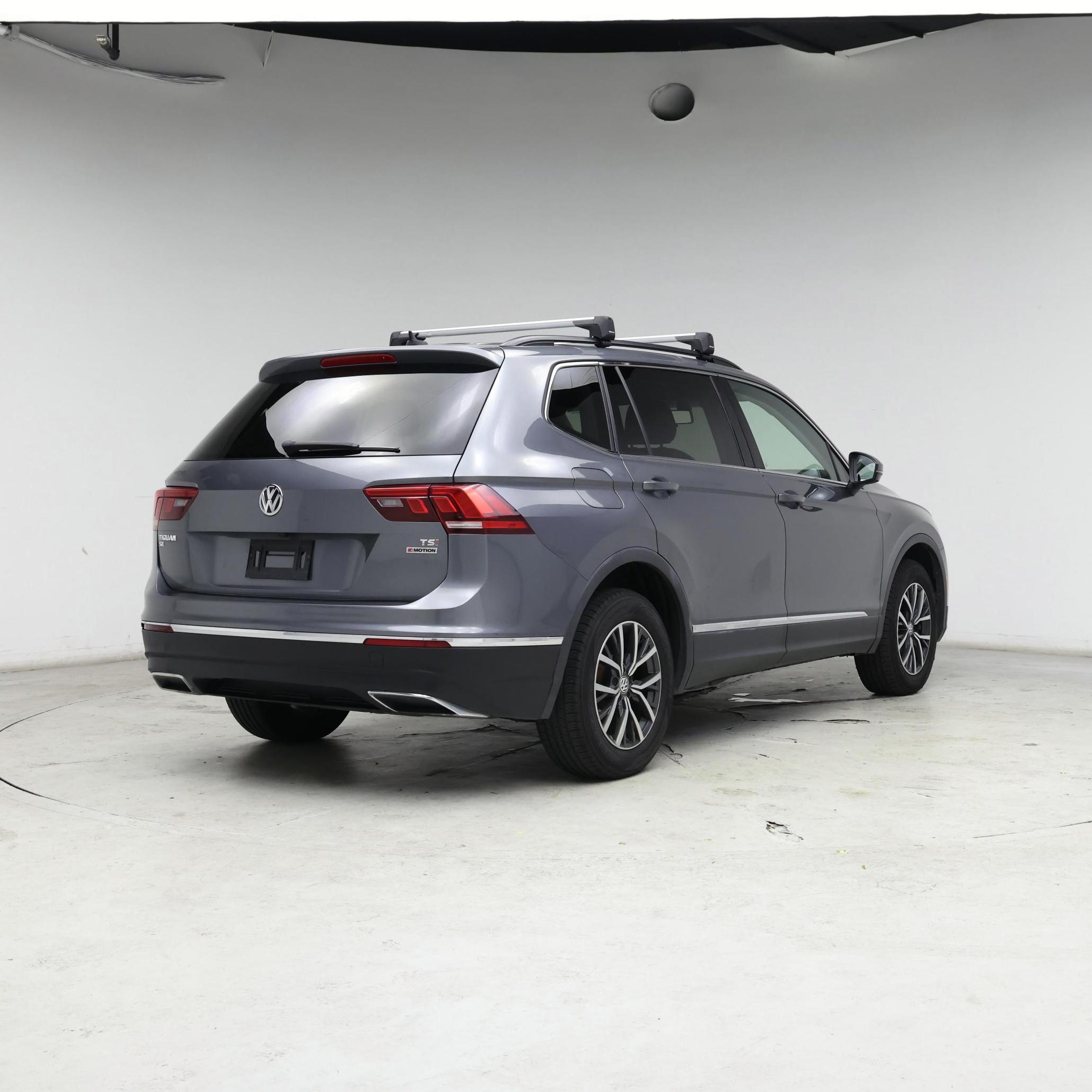 Thumbnail: 2018 Volkswagen Tiguan - 8