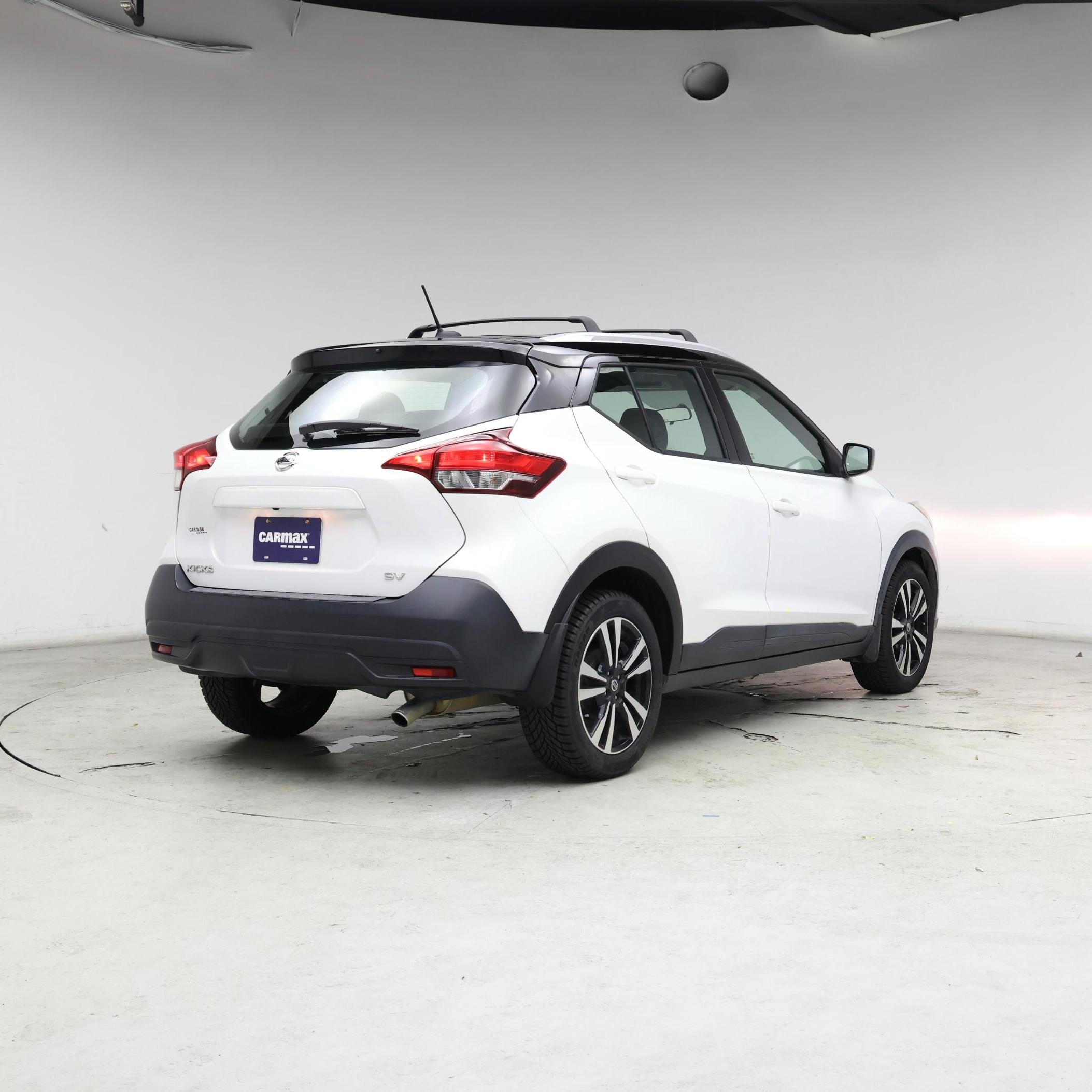 Thumbnail: 2019 Nissan Kicks - 8