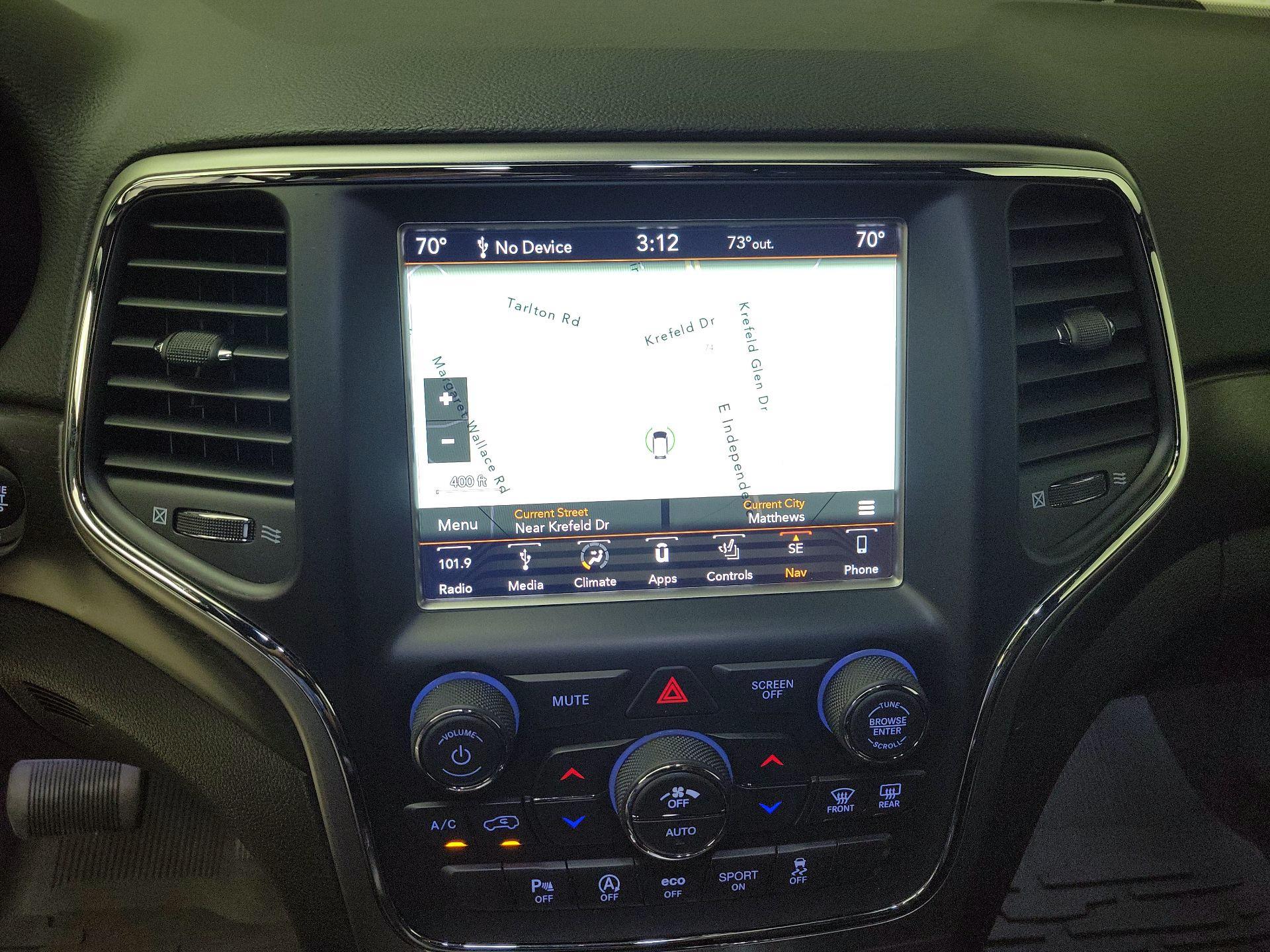 Thumbnail: 2018 Jeep Grand Cherokee - 14