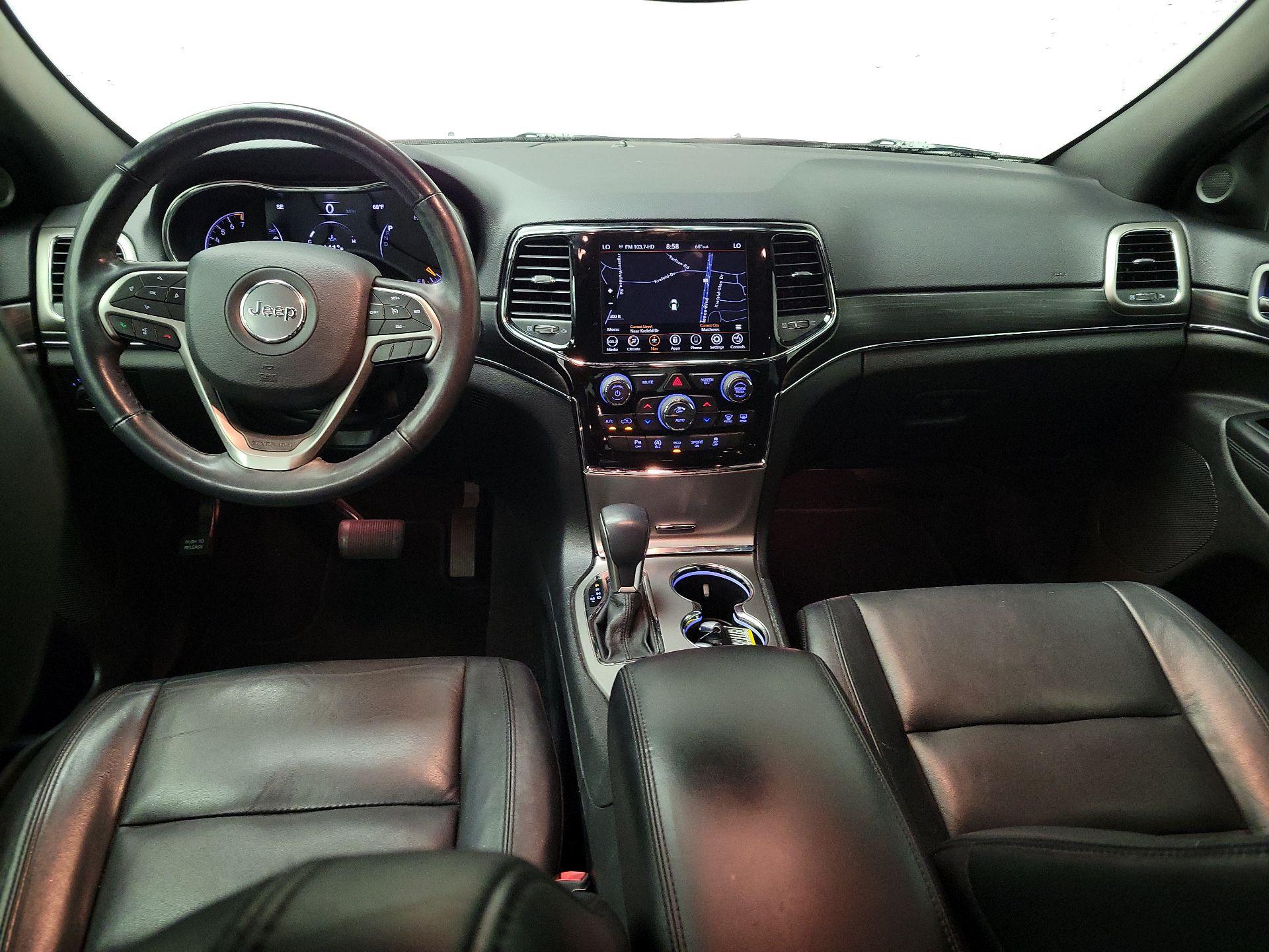 Thumbnail: 2020 Jeep Grand Cherokee - 9