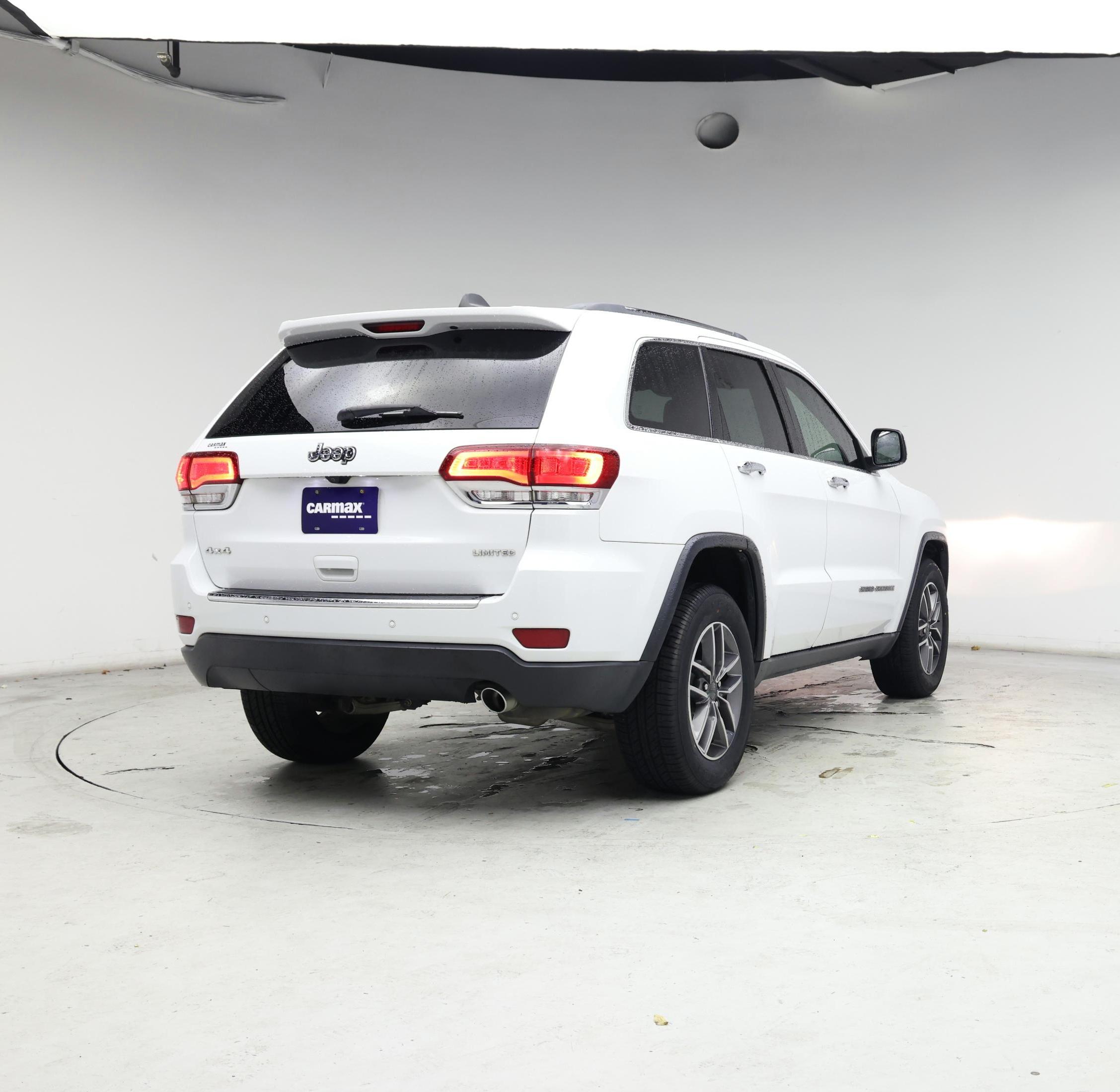 Thumbnail: 2020 Jeep Grand Cherokee - 8