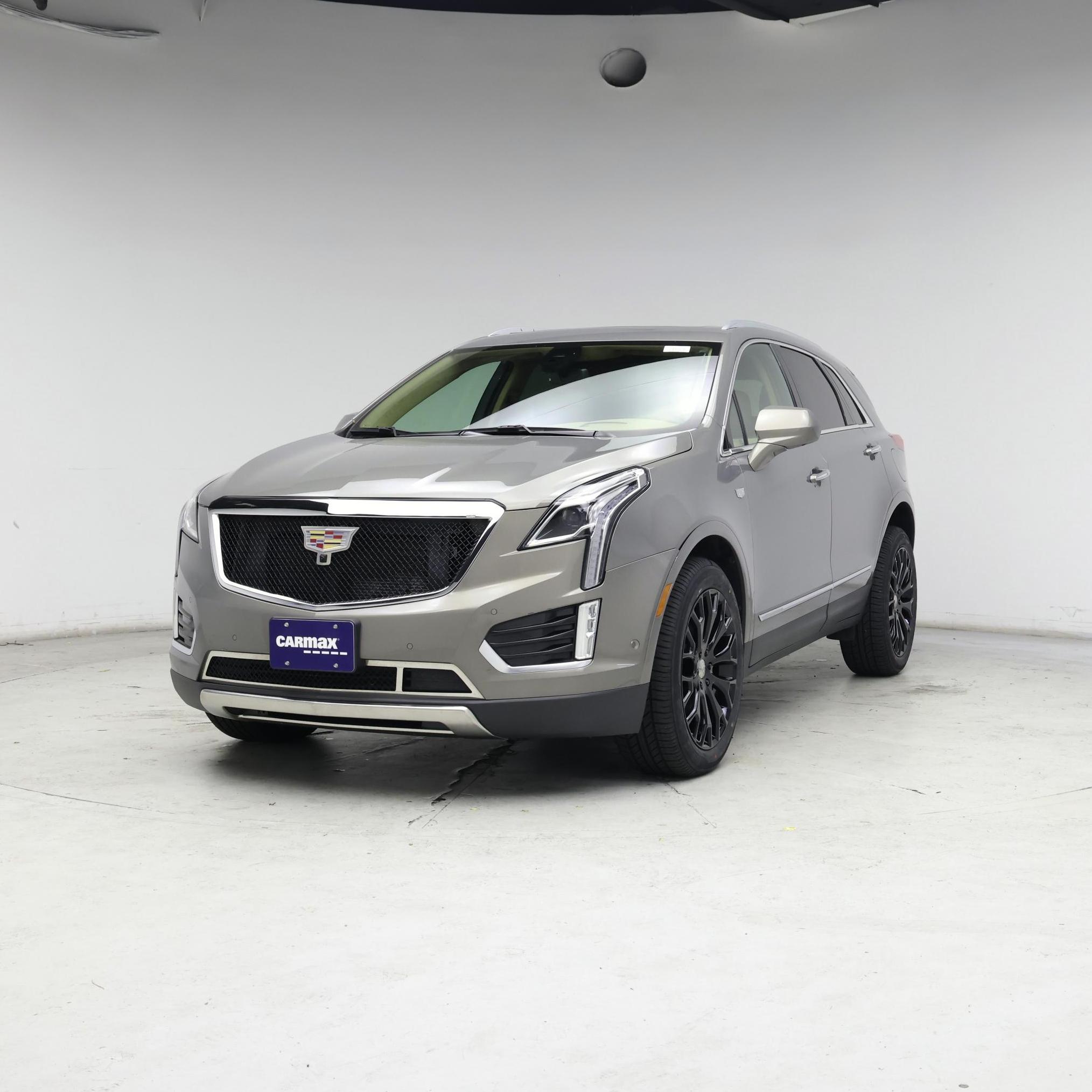 Thumbnail: 2017 Cadillac XT5 - 4