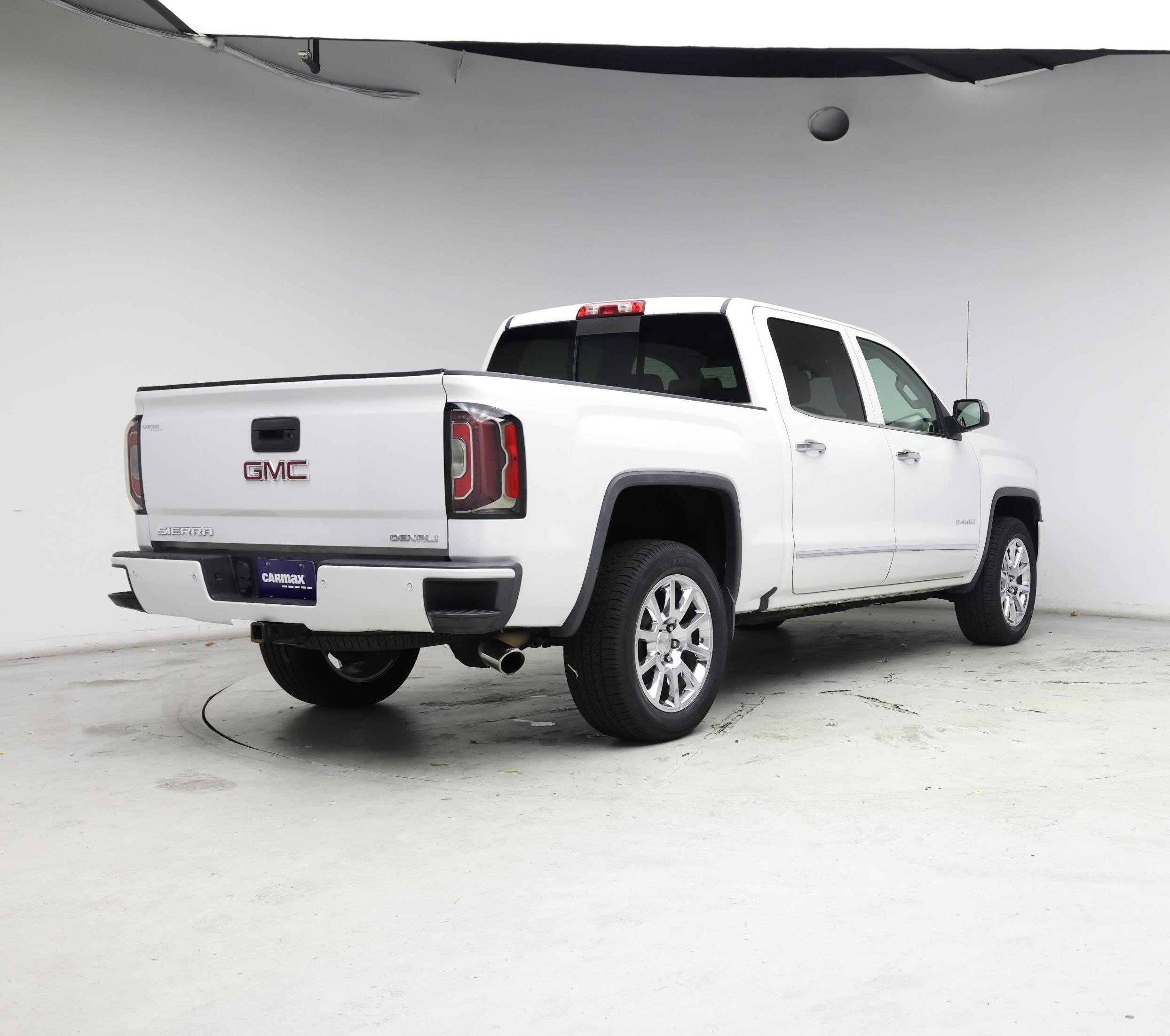 Thumbnail: 2017 GMC Sierra 1500 - 8