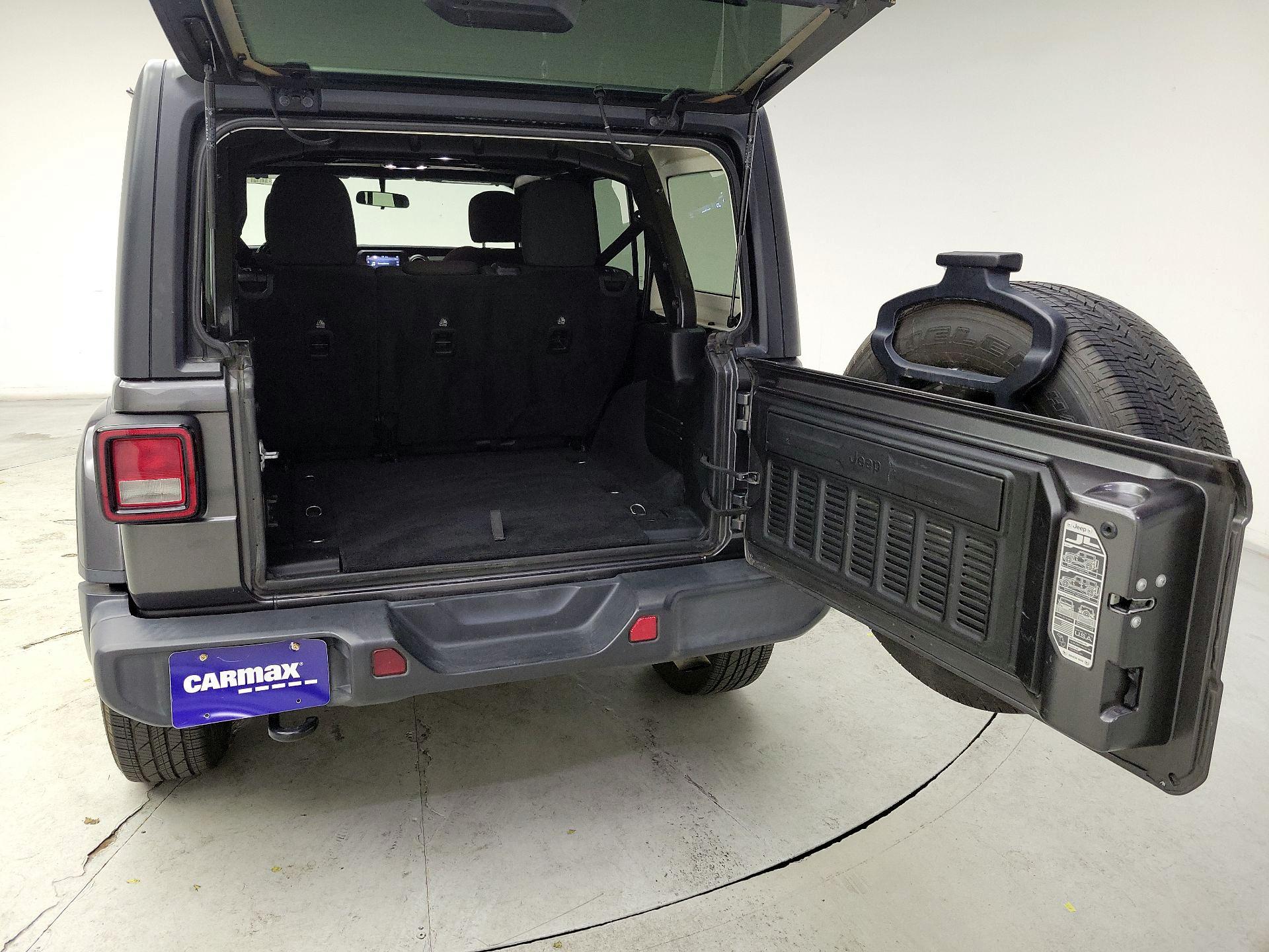 Thumbnail: 2019 Jeep Wrangler - 20