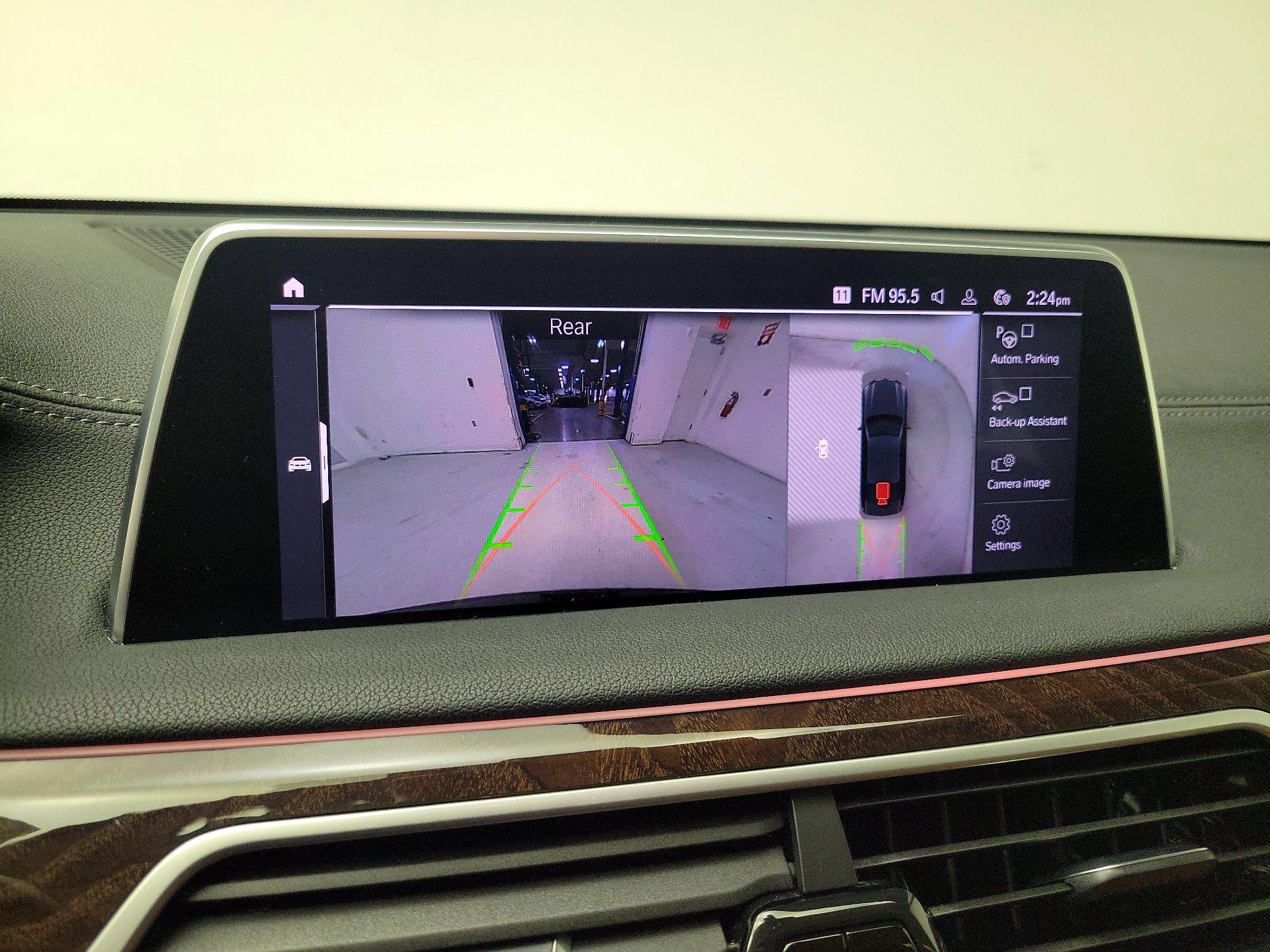 Thumbnail: 2022 BMW 7 Series - 15