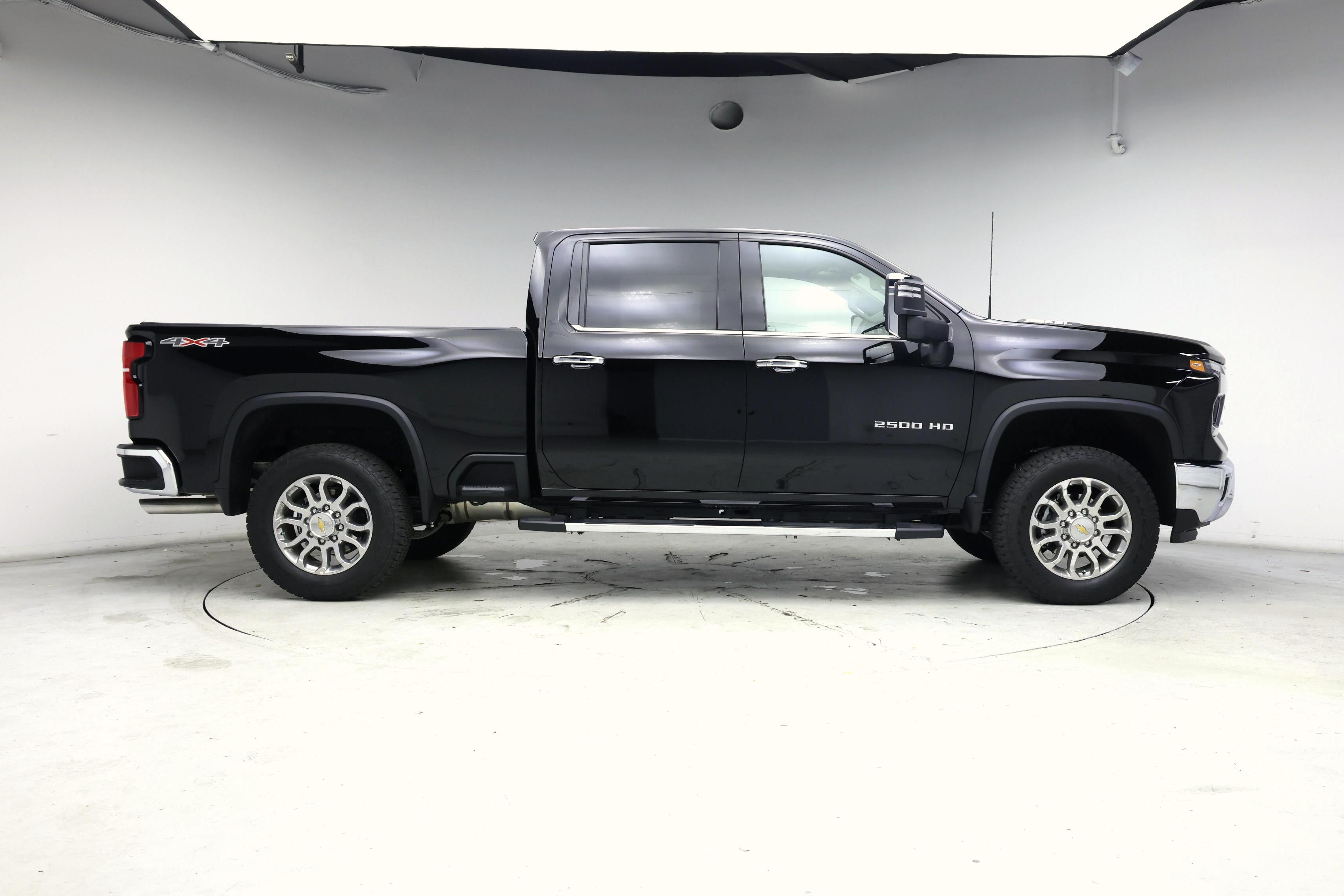 Thumbnail: 2025 Chevrolet Silverado 2500 - 7