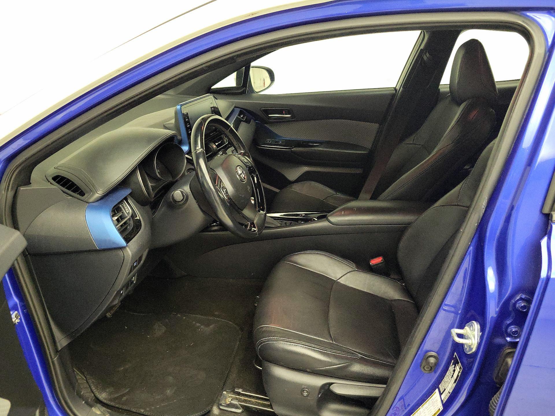 Thumbnail: 2019 Toyota C-HR - 11