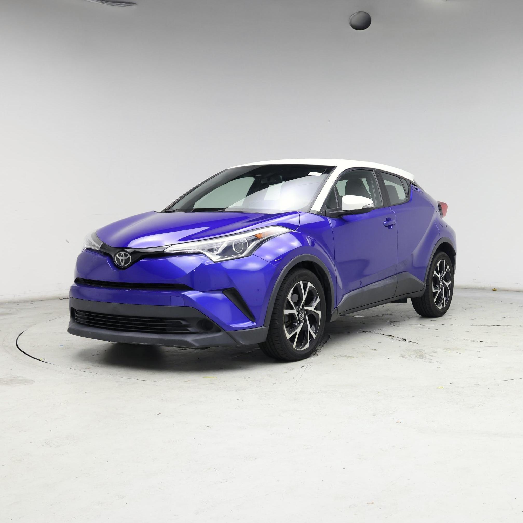 Thumbnail: 2019 Toyota C-HR - 4