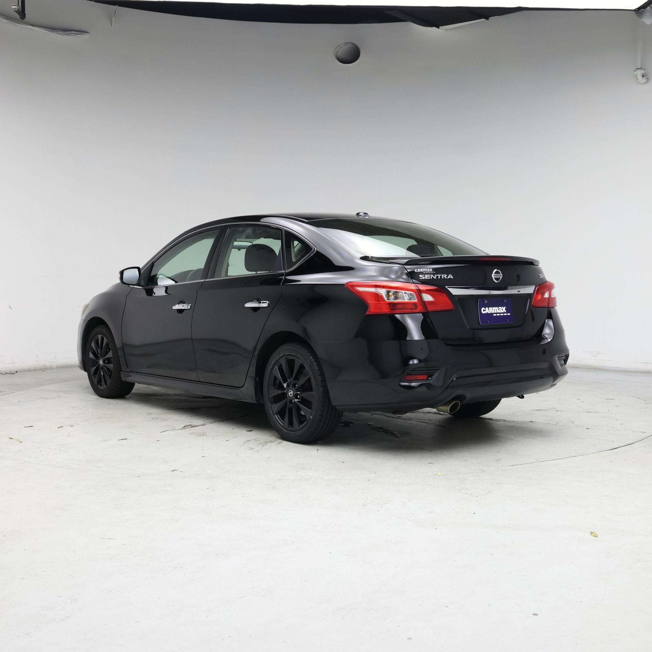 Thumbnail: 2017 Nissan Sentra - 2