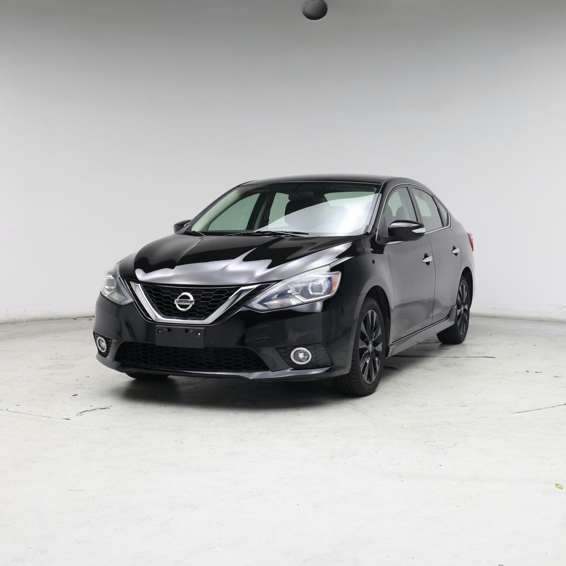 Thumbnail: 2017 Nissan Sentra - 4