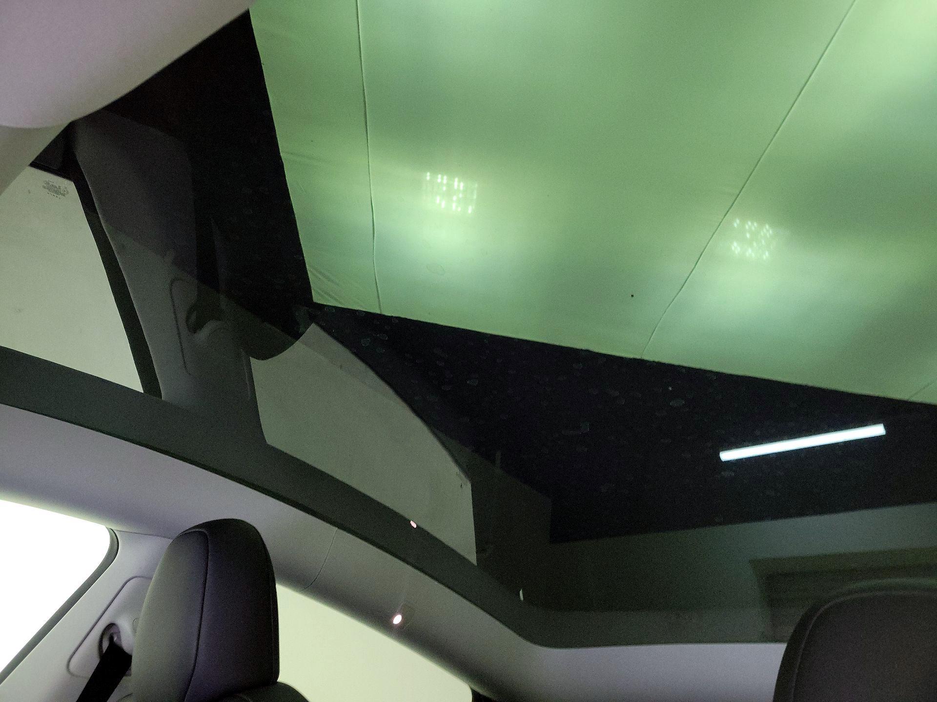 Thumbnail: 2025 Tesla Model Y - 18