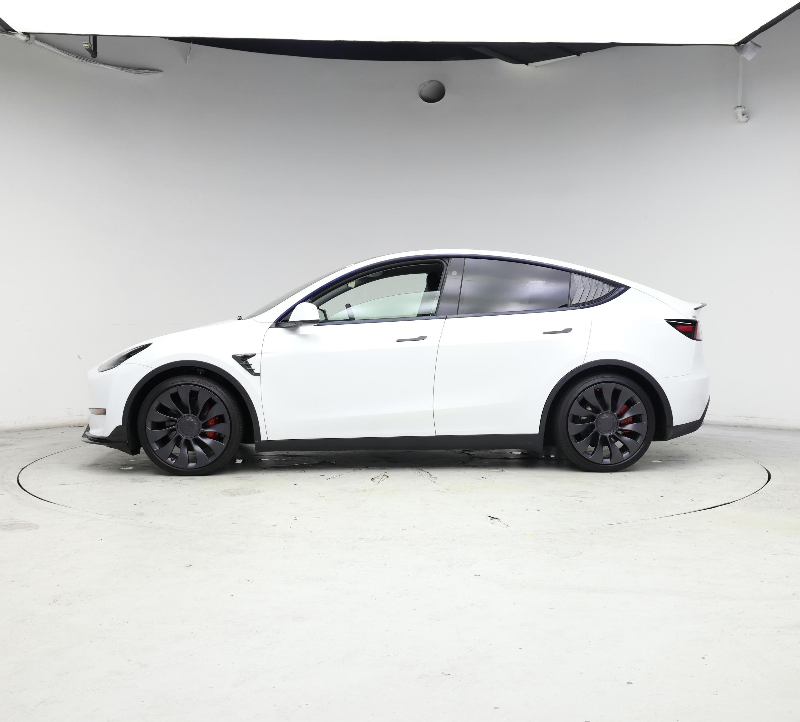 Thumbnail: 2025 Tesla Model Y - 3
