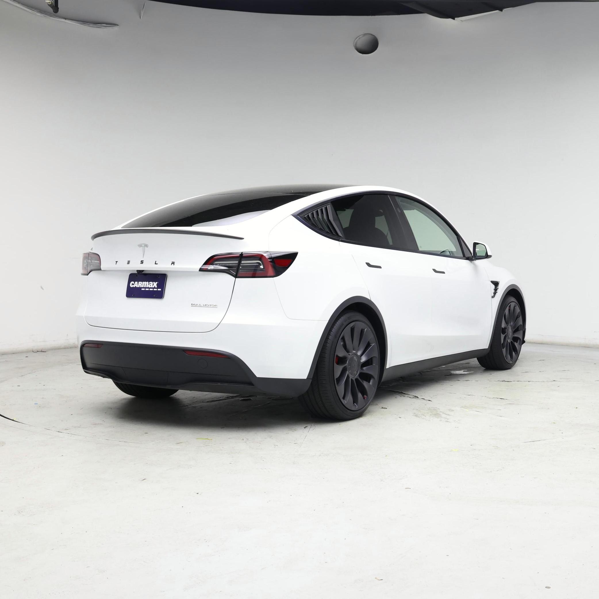 Thumbnail: 2025 Tesla Model Y - 8