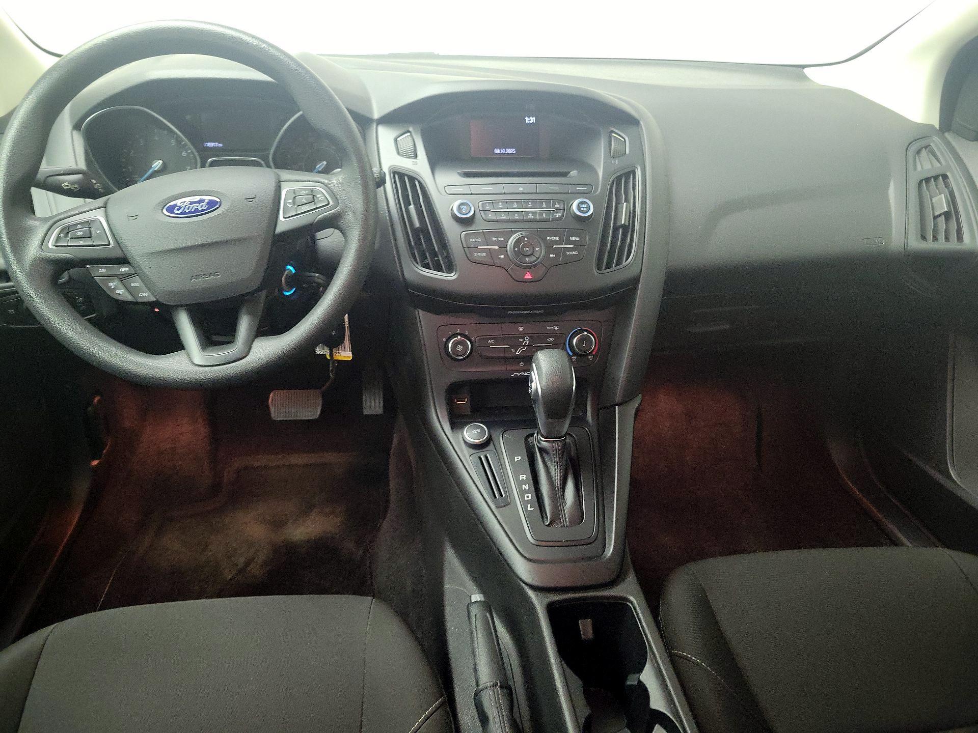 Thumbnail: 2017 Ford Focus - 9
