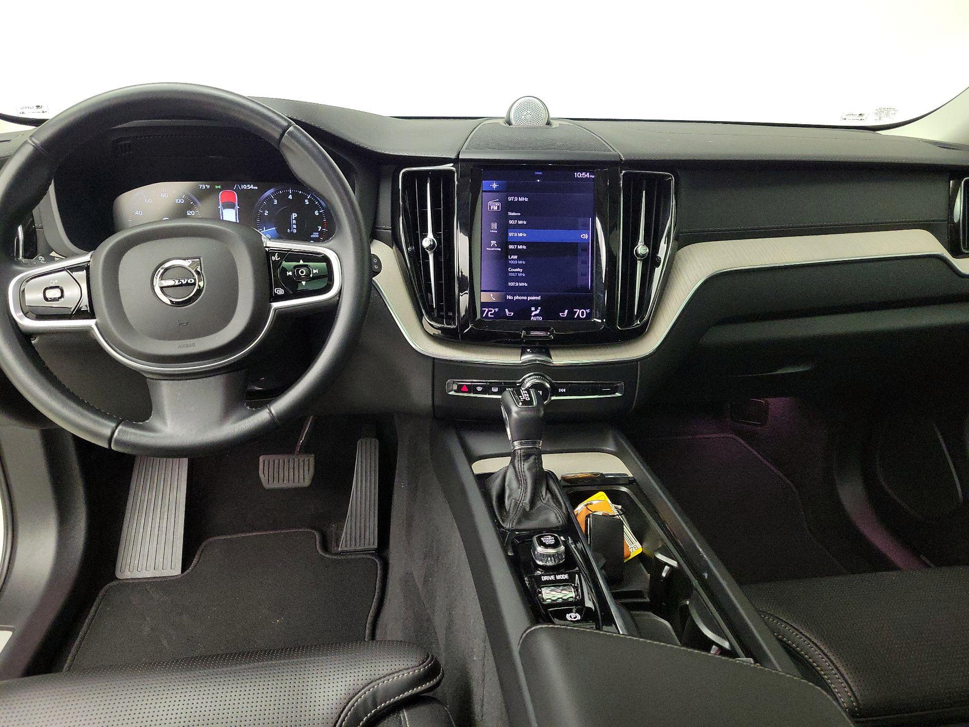 Thumbnail: 2021 Volvo XC60 - 9