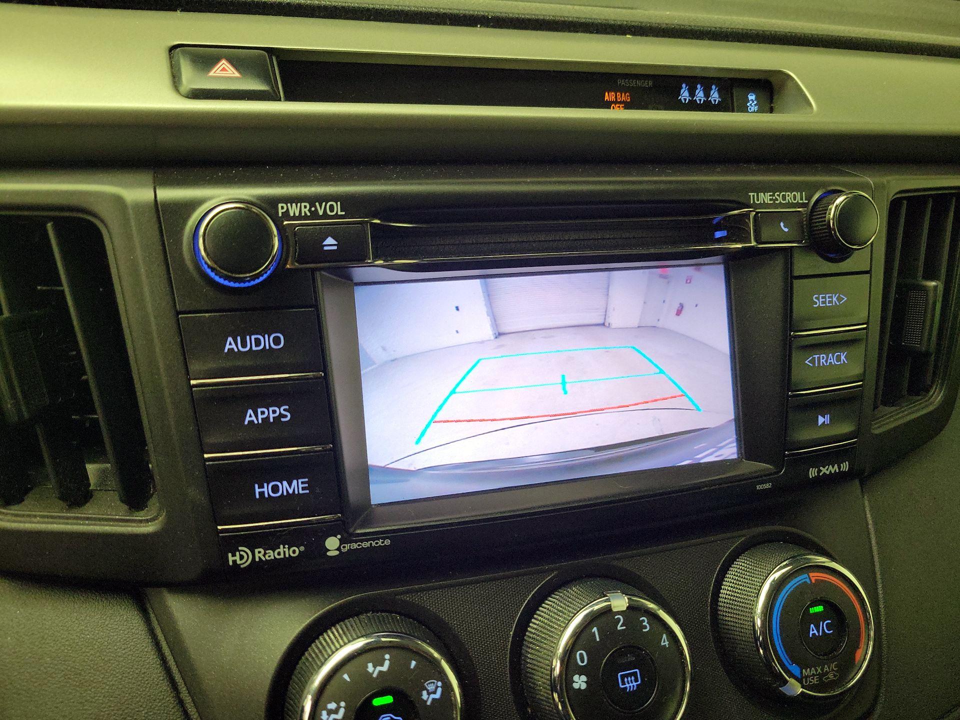 Thumbnail: 2018 Toyota RAV4 - 14