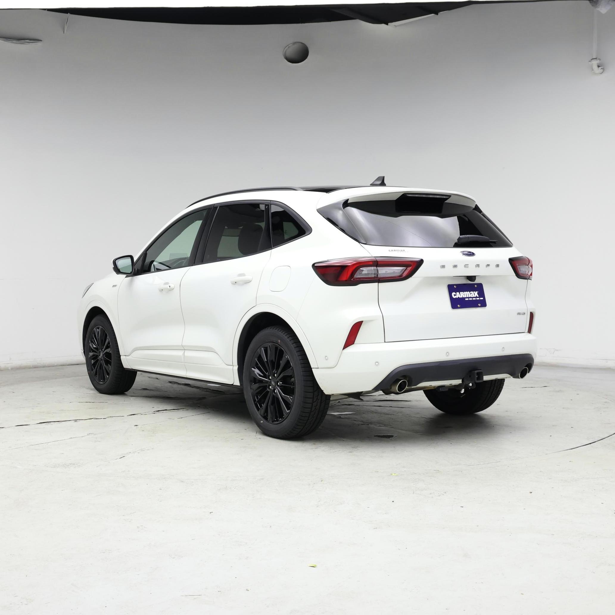 Thumbnail: 2023 Ford Escape - 2