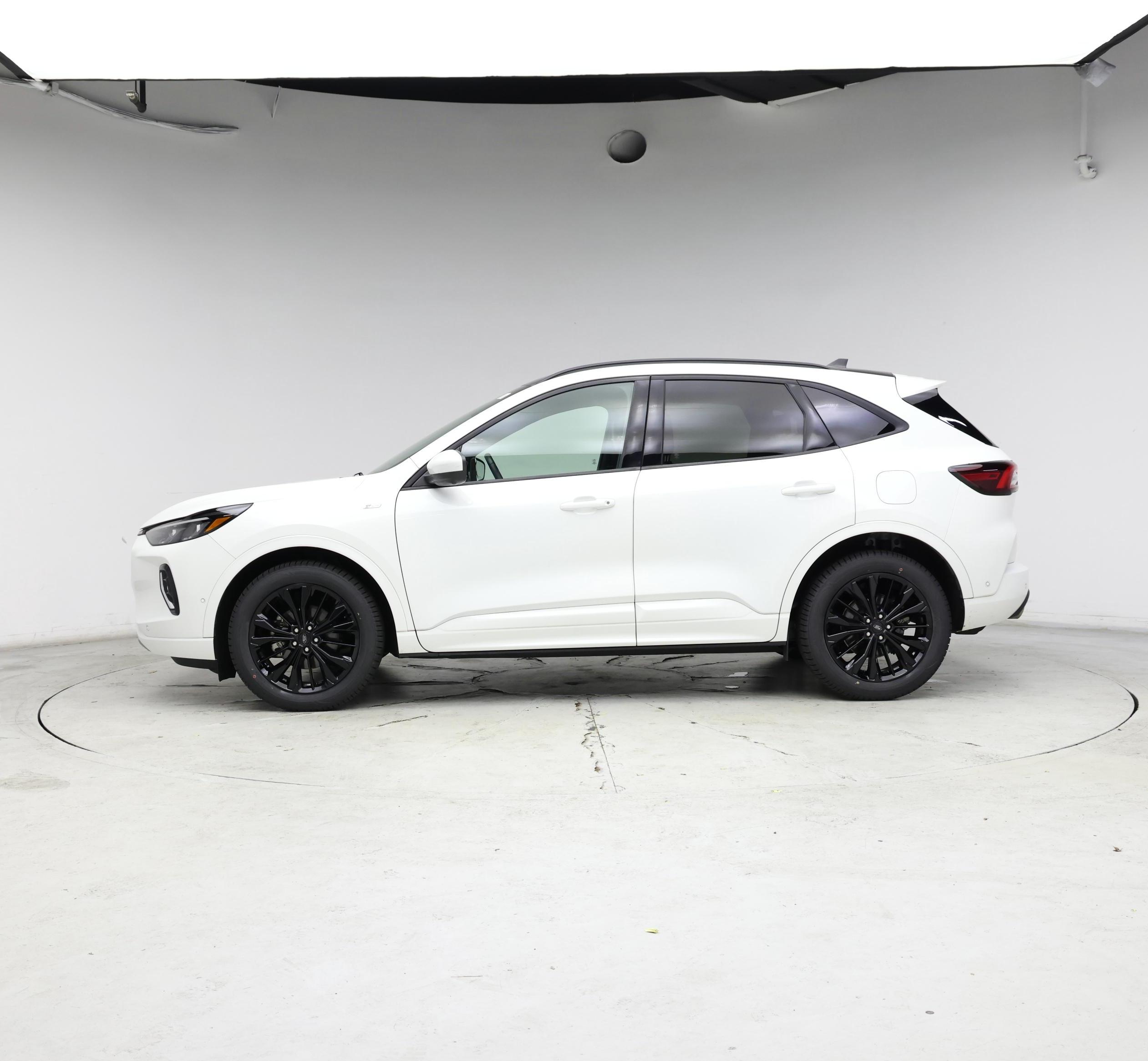 Thumbnail: 2023 Ford Escape - 3