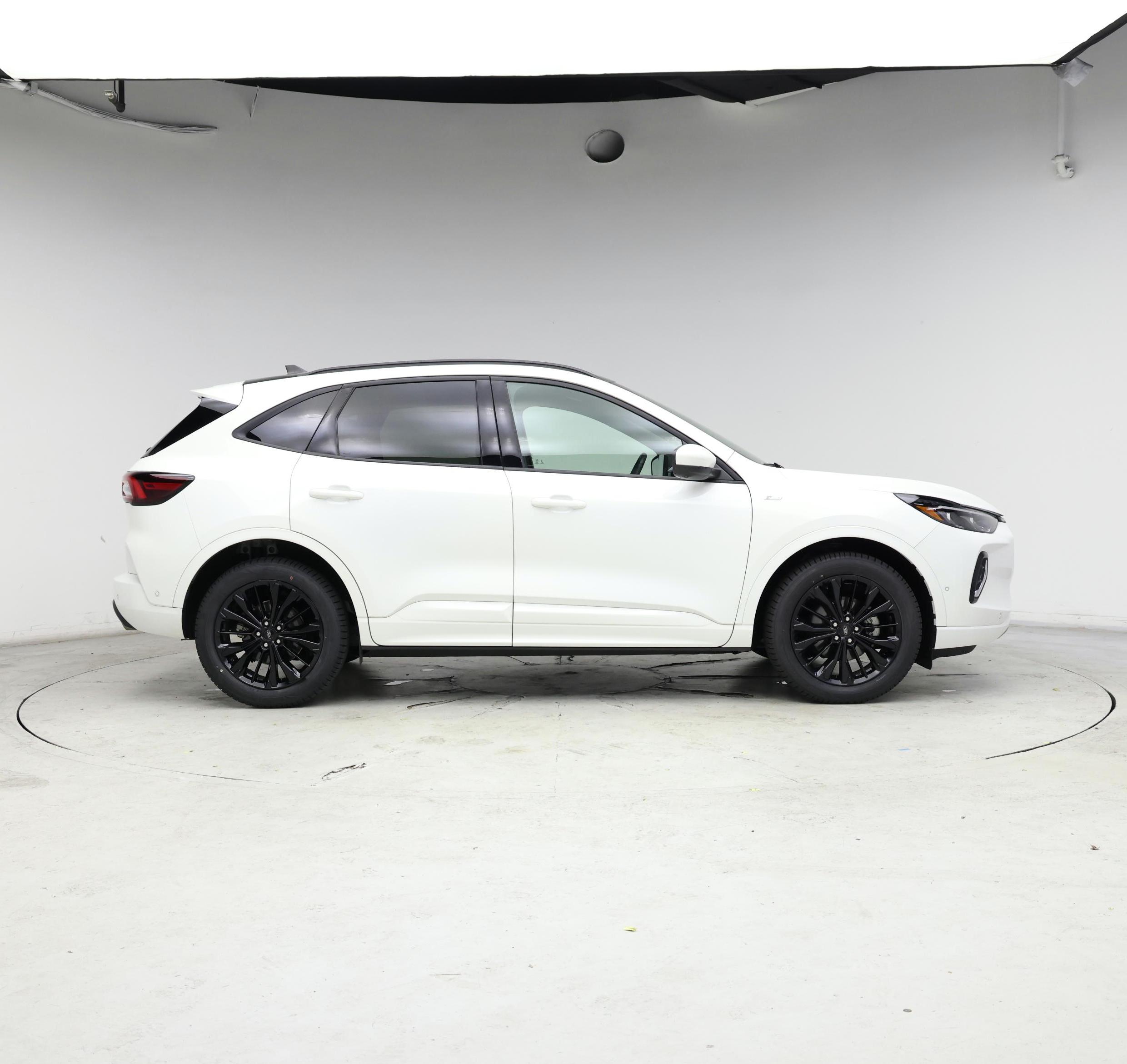 Thumbnail: 2023 Ford Escape - 7
