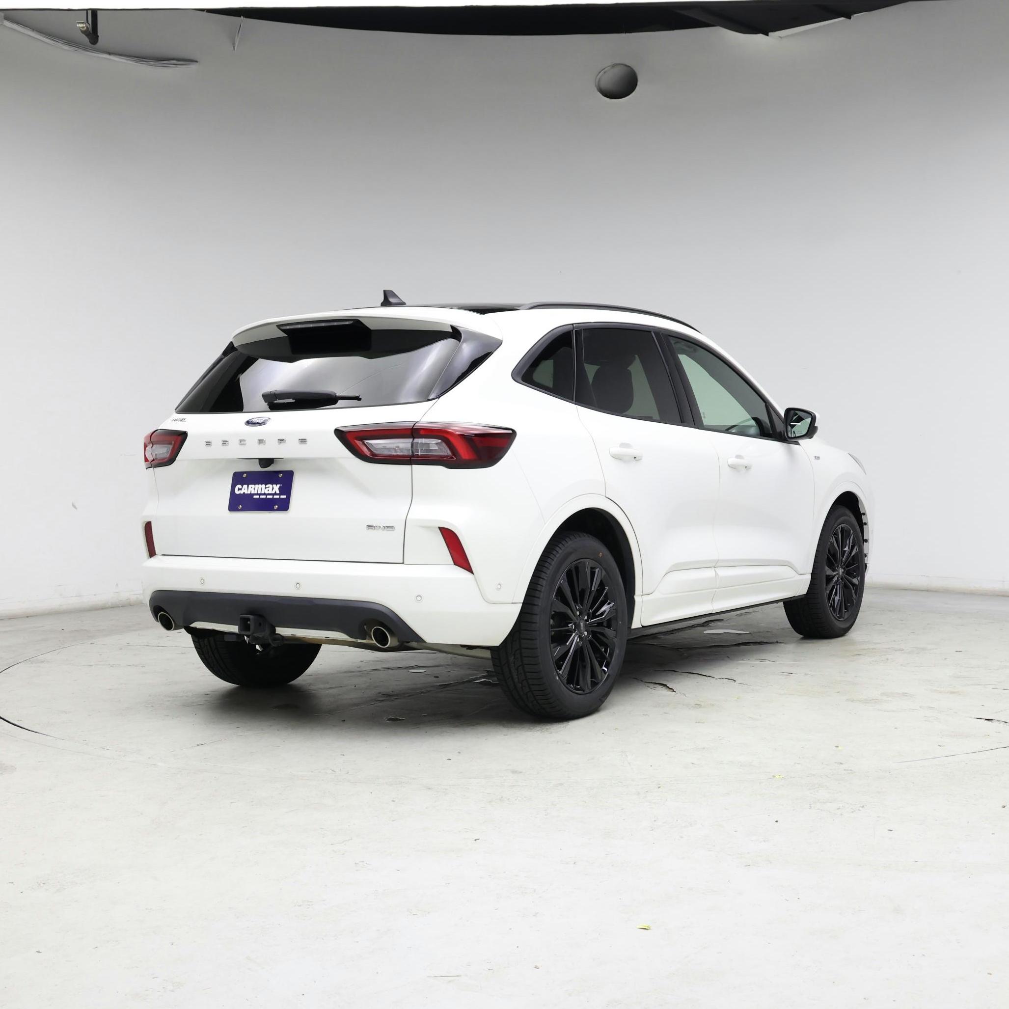 Thumbnail: 2023 Ford Escape - 8