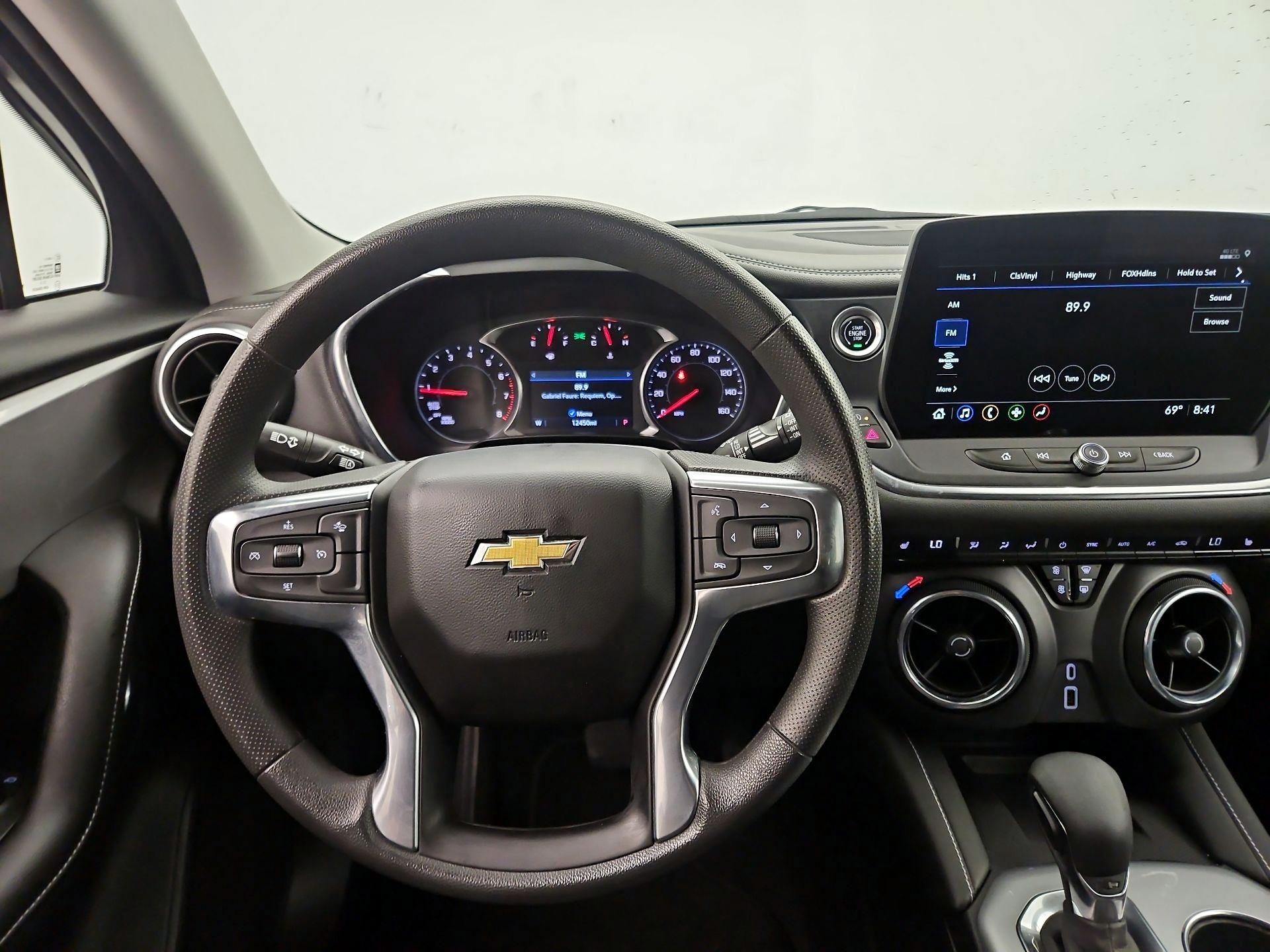 Thumbnail: 2023 Chevrolet Blazer - 10