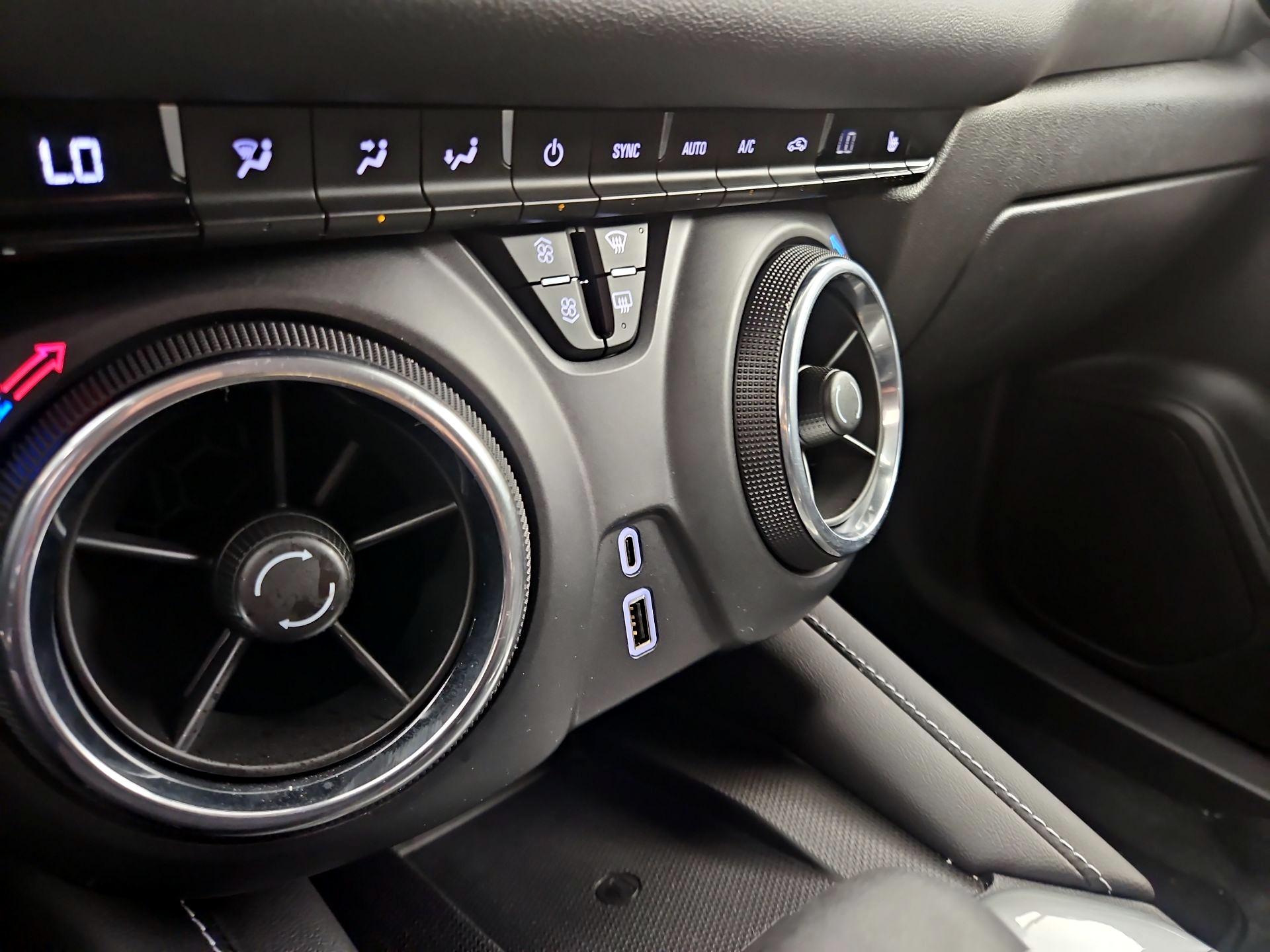 Thumbnail: 2023 Chevrolet Blazer - 18